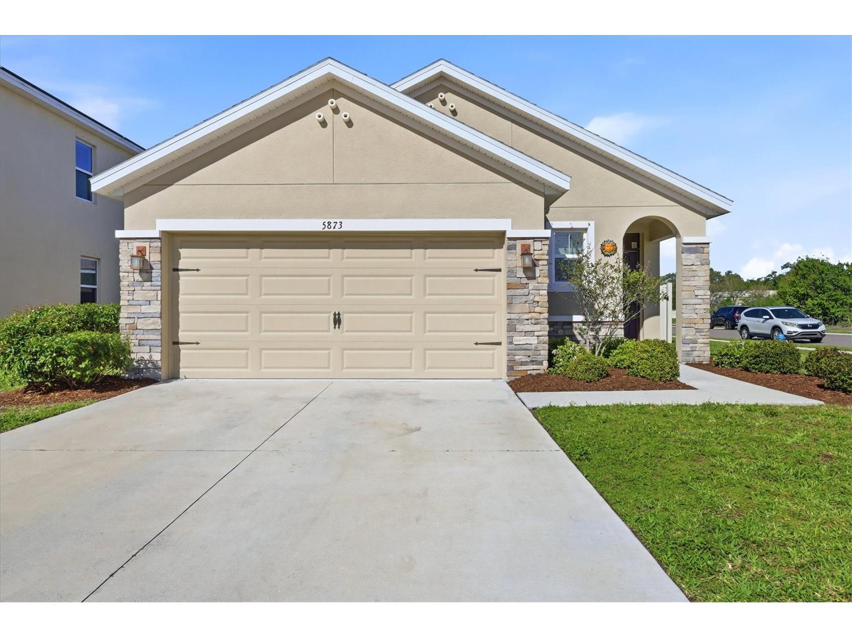 5873 Calla Lilly Drive Sarasota FL 34232 A4686170 image1