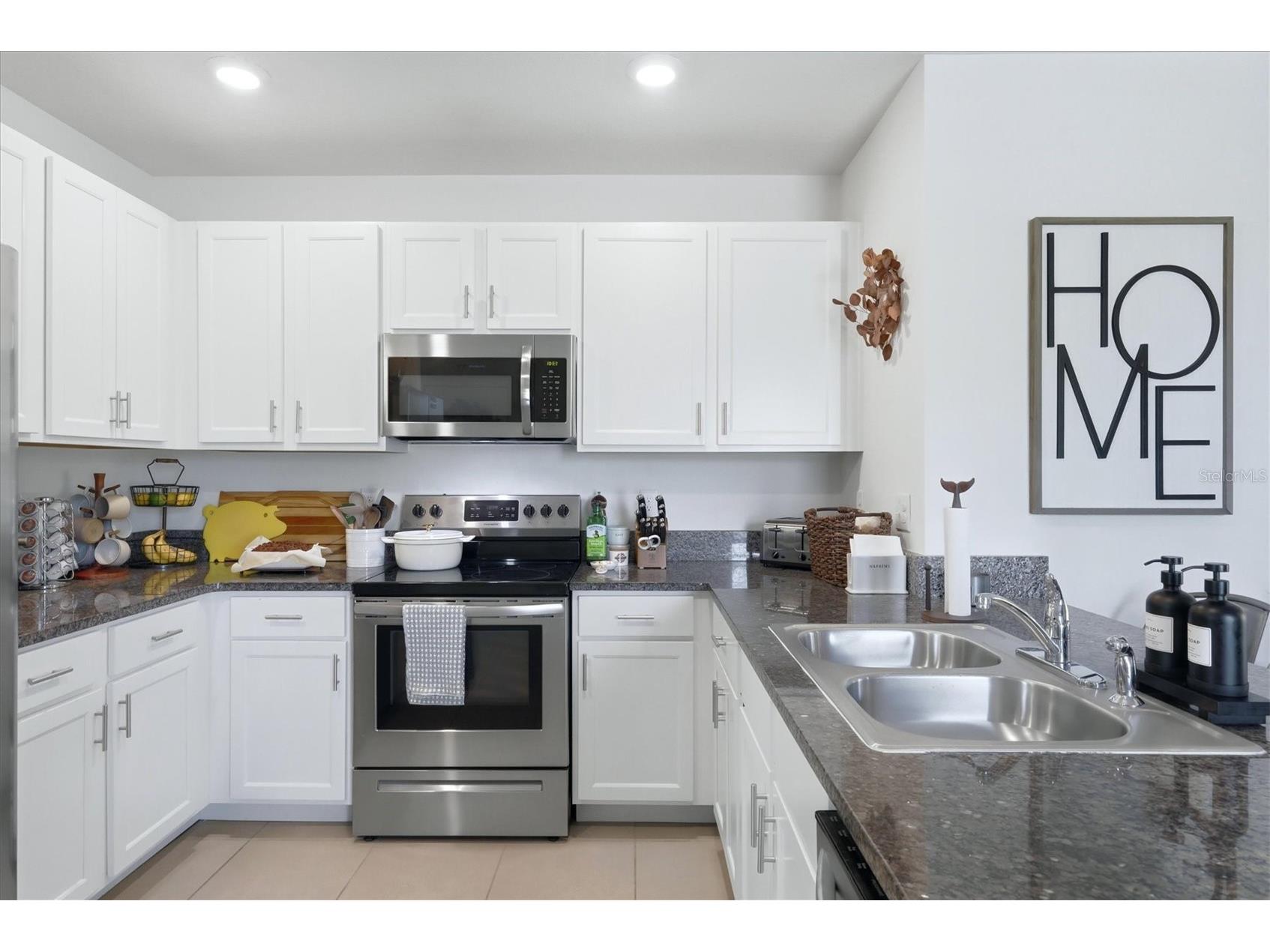 5873 Calla Lilly Drive Sarasota FL 34232 A4686170 image18