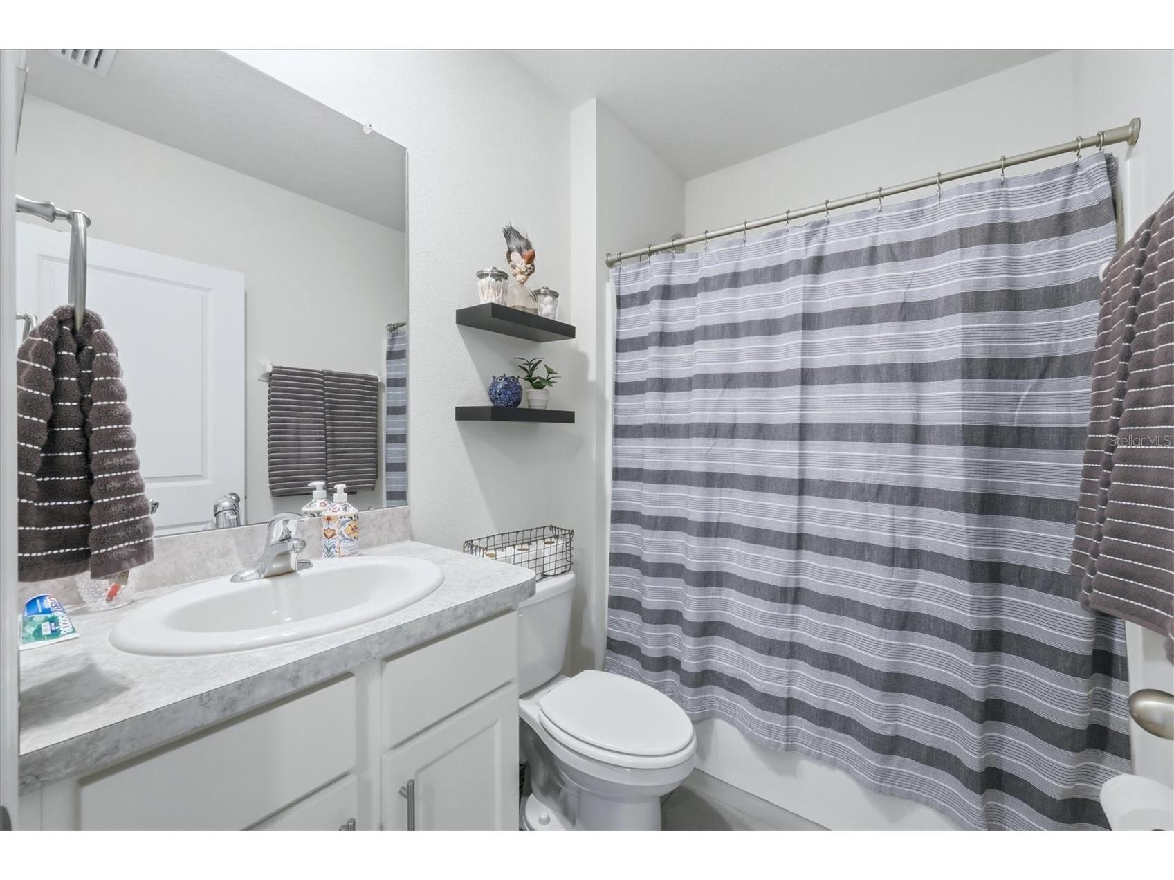 5873 Calla Lilly Drive Sarasota FL 34232 A4686170 image27