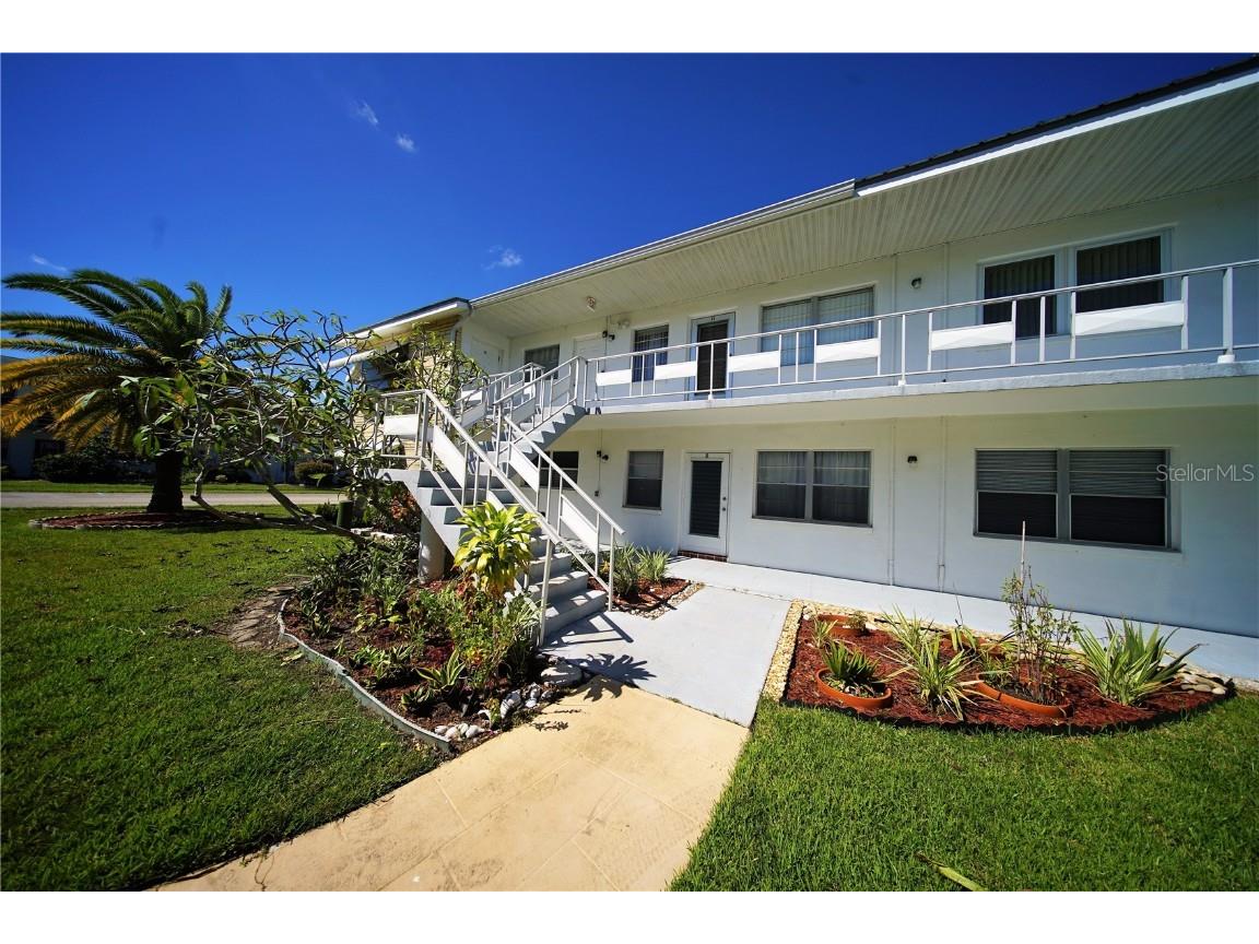 5875 18th Street N #14 Saint Petersburg FL 33714 U8177865 image1