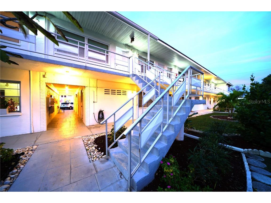 5875 18th Street N #14 Saint Petersburg FL 33714 U8223511 image1