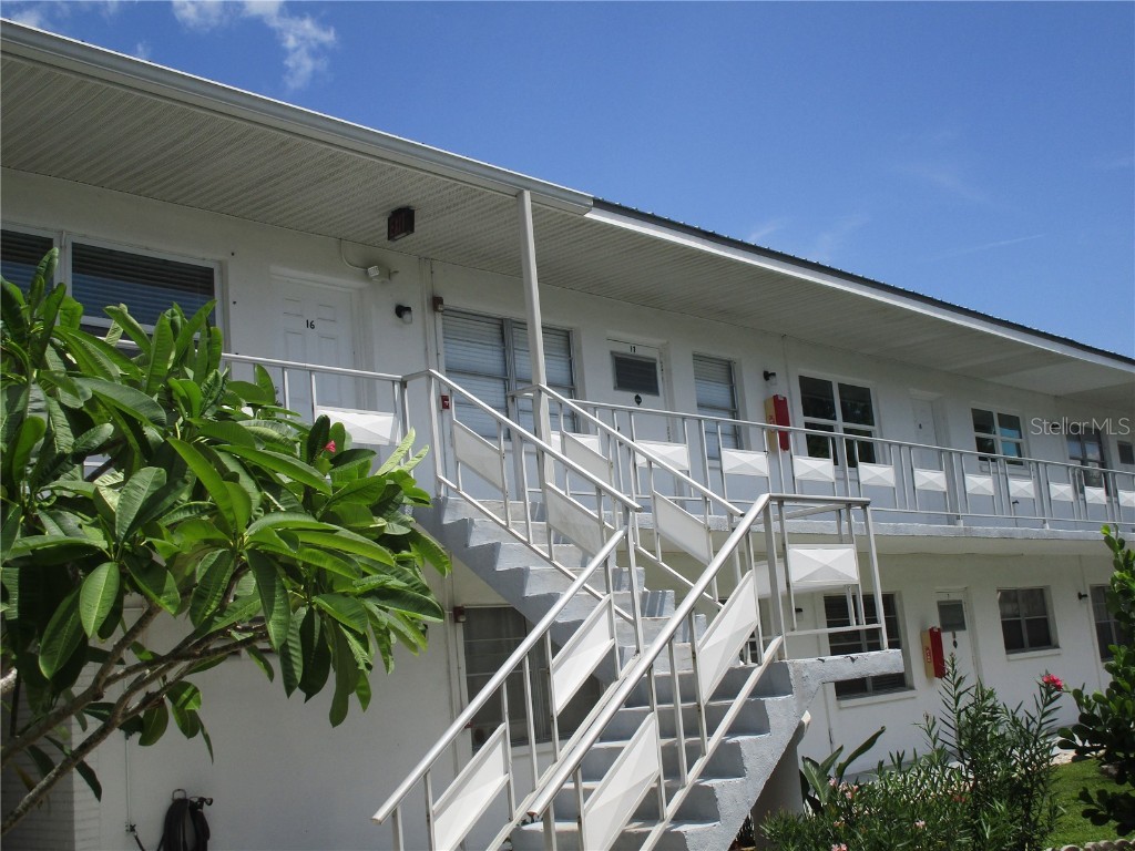 5875 18th Street N #17 Saint Petersburg FL 33714 U8212299 image1