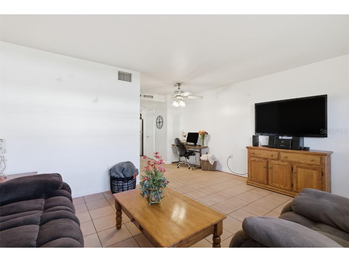 5876 21st Street N #5 Saint Petersburg FL 33714 TB8452711 image9