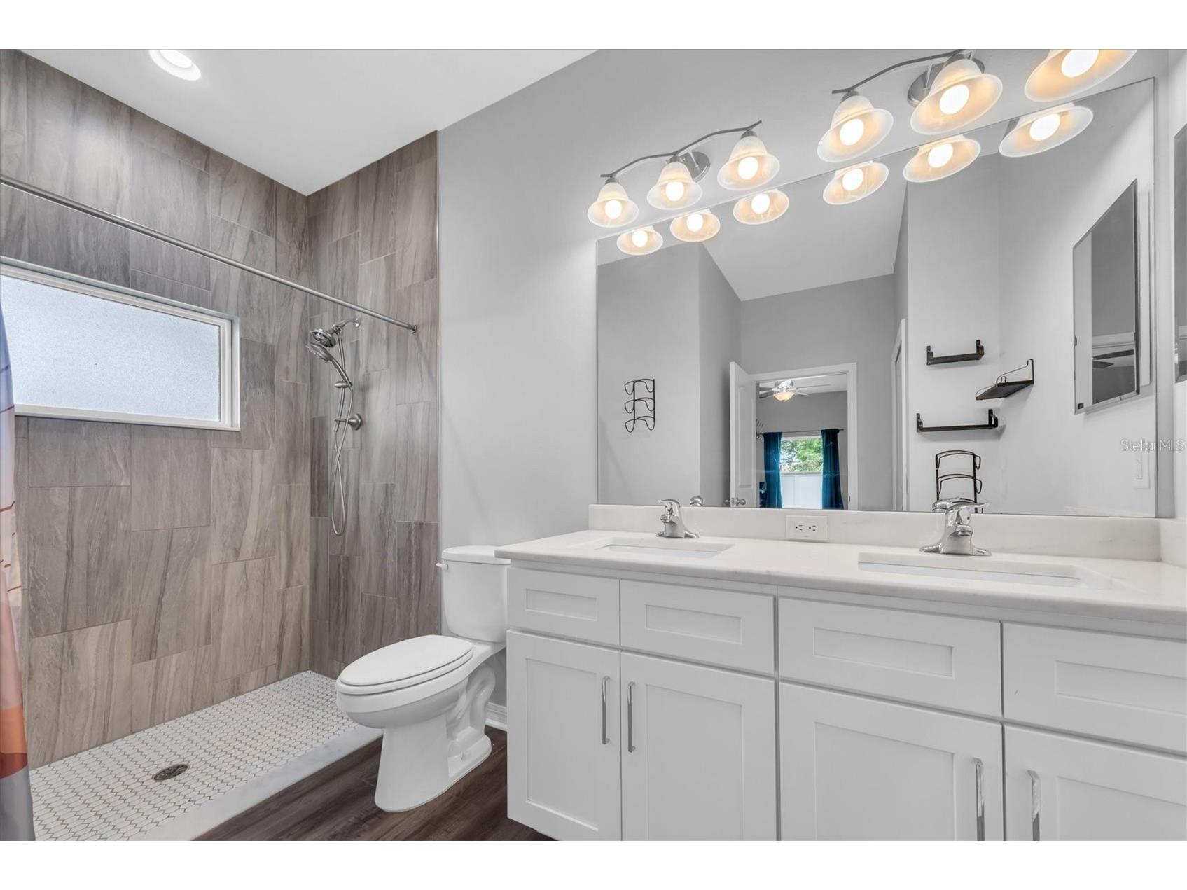 5876 78th Avenue N Pinellas Park FL 33781 TB8516017 image14