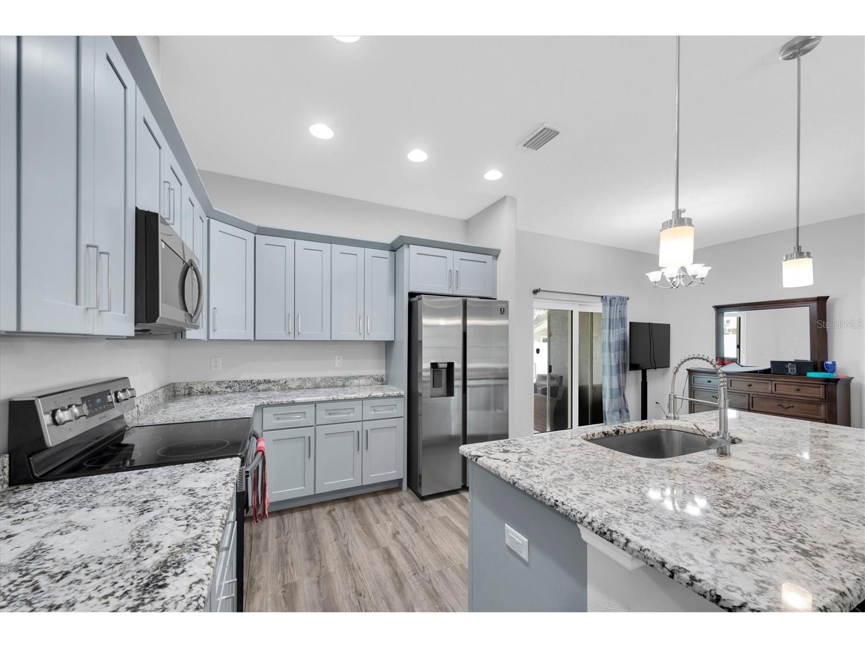 5876 78th Avenue N Pinellas Park FL 33781 TB8516017 image9