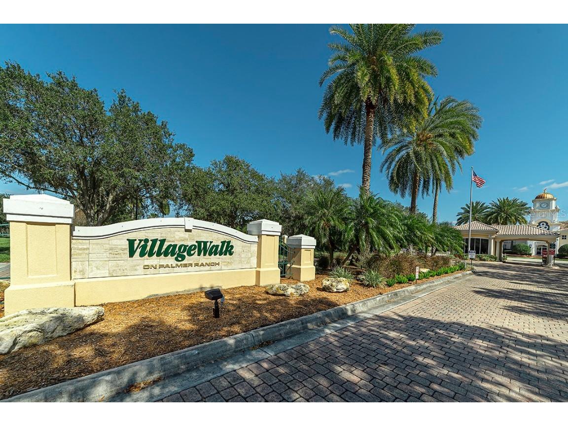 5877 Ferrara Drive Sarasota FL 34238 A4652663 image2