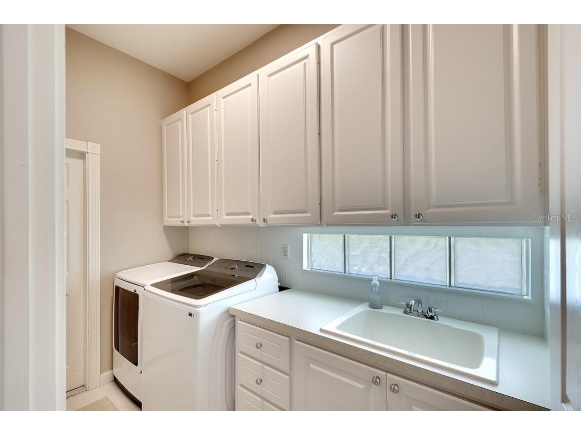 5877 Ferrara Drive Sarasota FL 34238 A4652663 image34