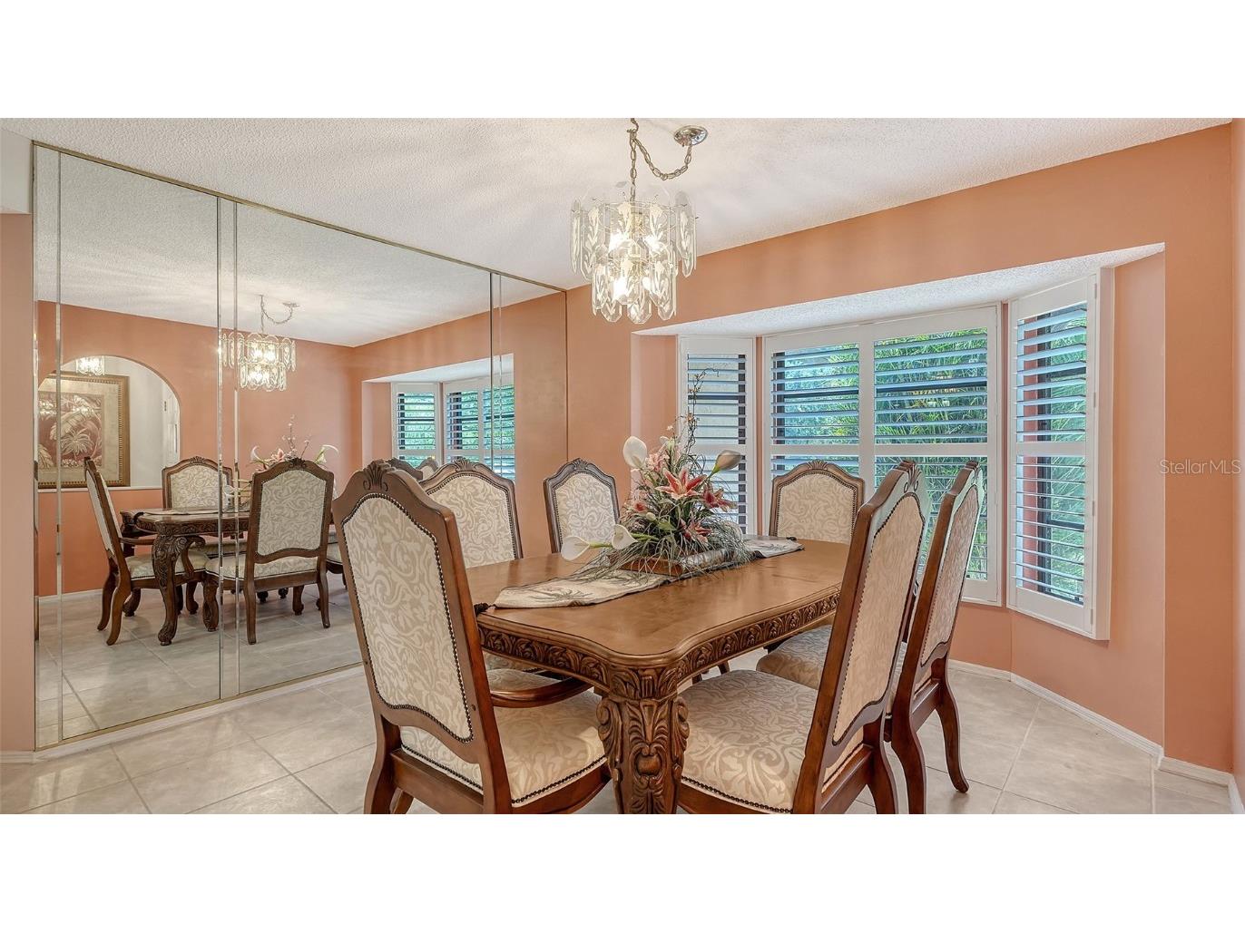 5879 Ravenwood Drive Sarasota FL 34243 A4660207 image11