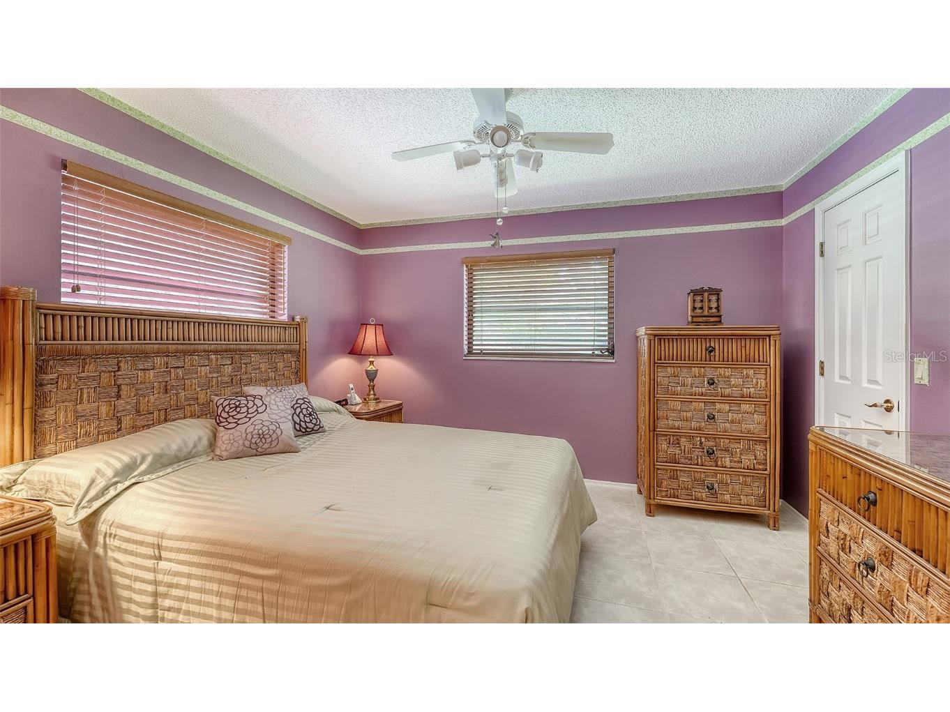 5879 Ravenwood Drive Sarasota FL 34243 A4660207 image29