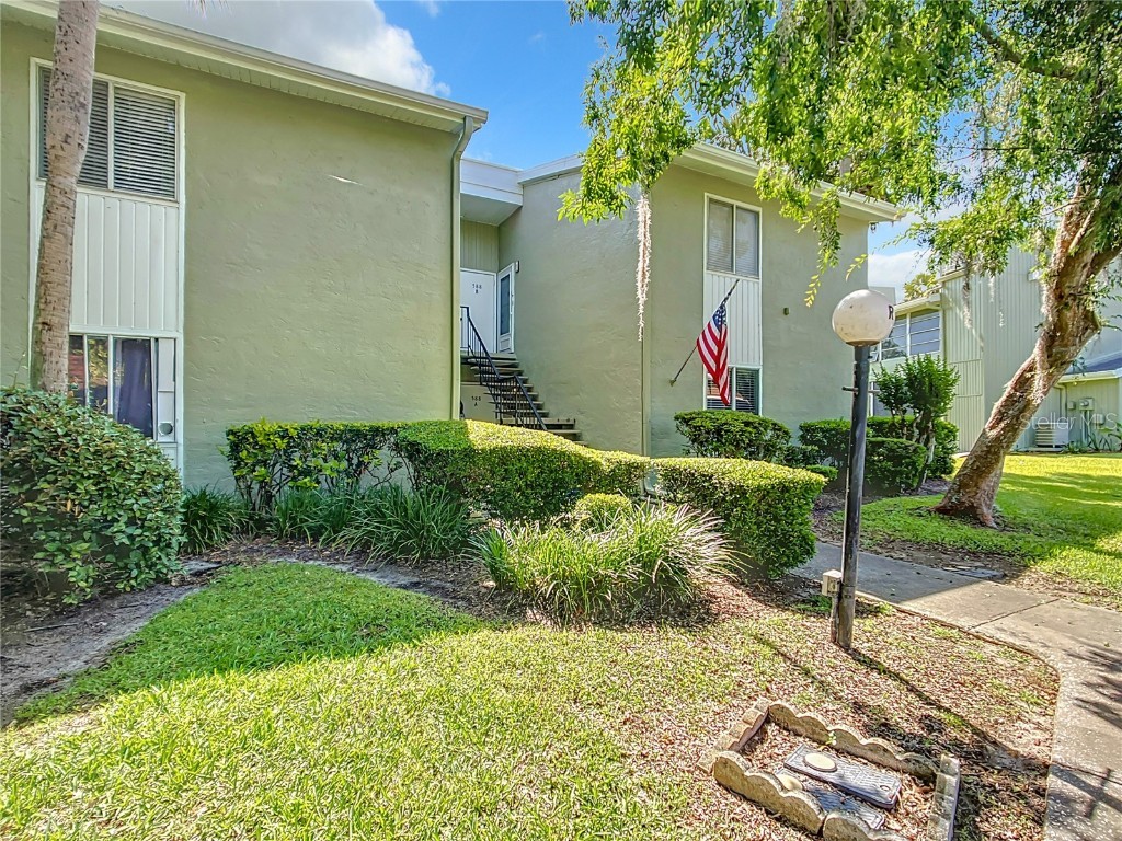 588 Bahia Circle #A Ocala FL 34472 OM677167 image1