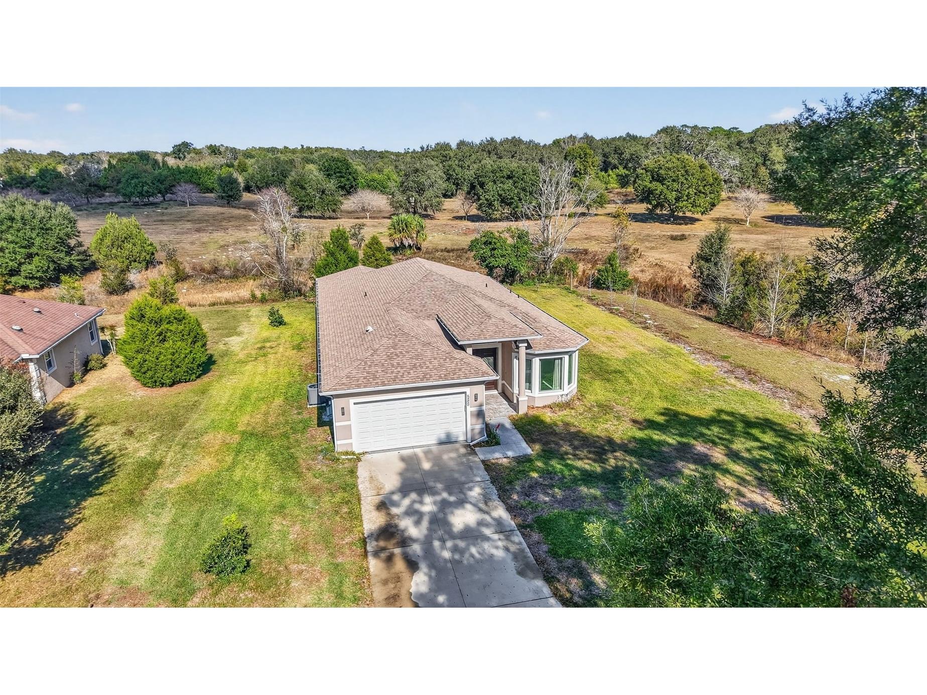 588 Dowling Circle Lady Lake FL 32159 TB8455649 image1