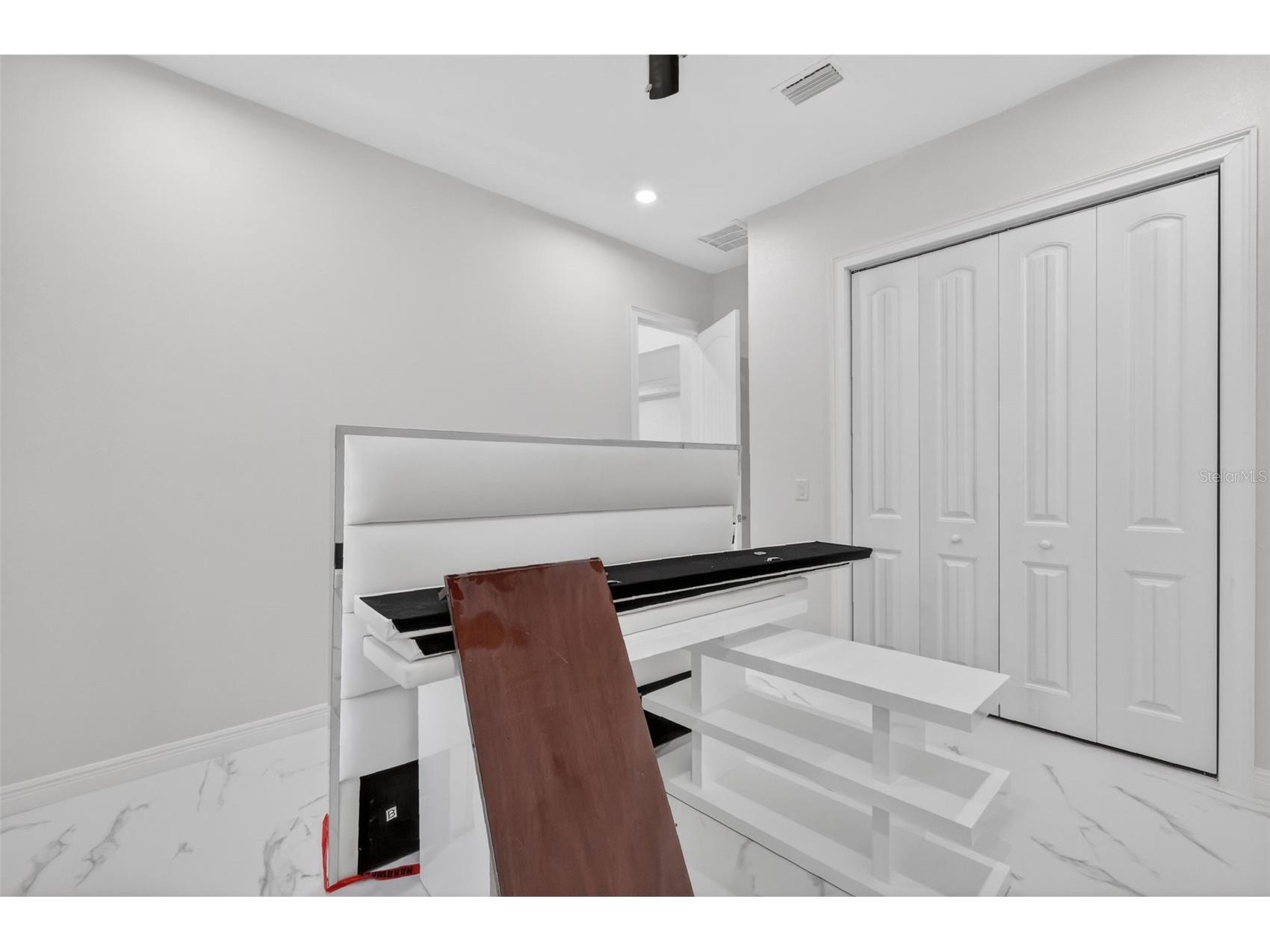 588 Dowling Circle Lady Lake FL 32159 TB8455649 image43