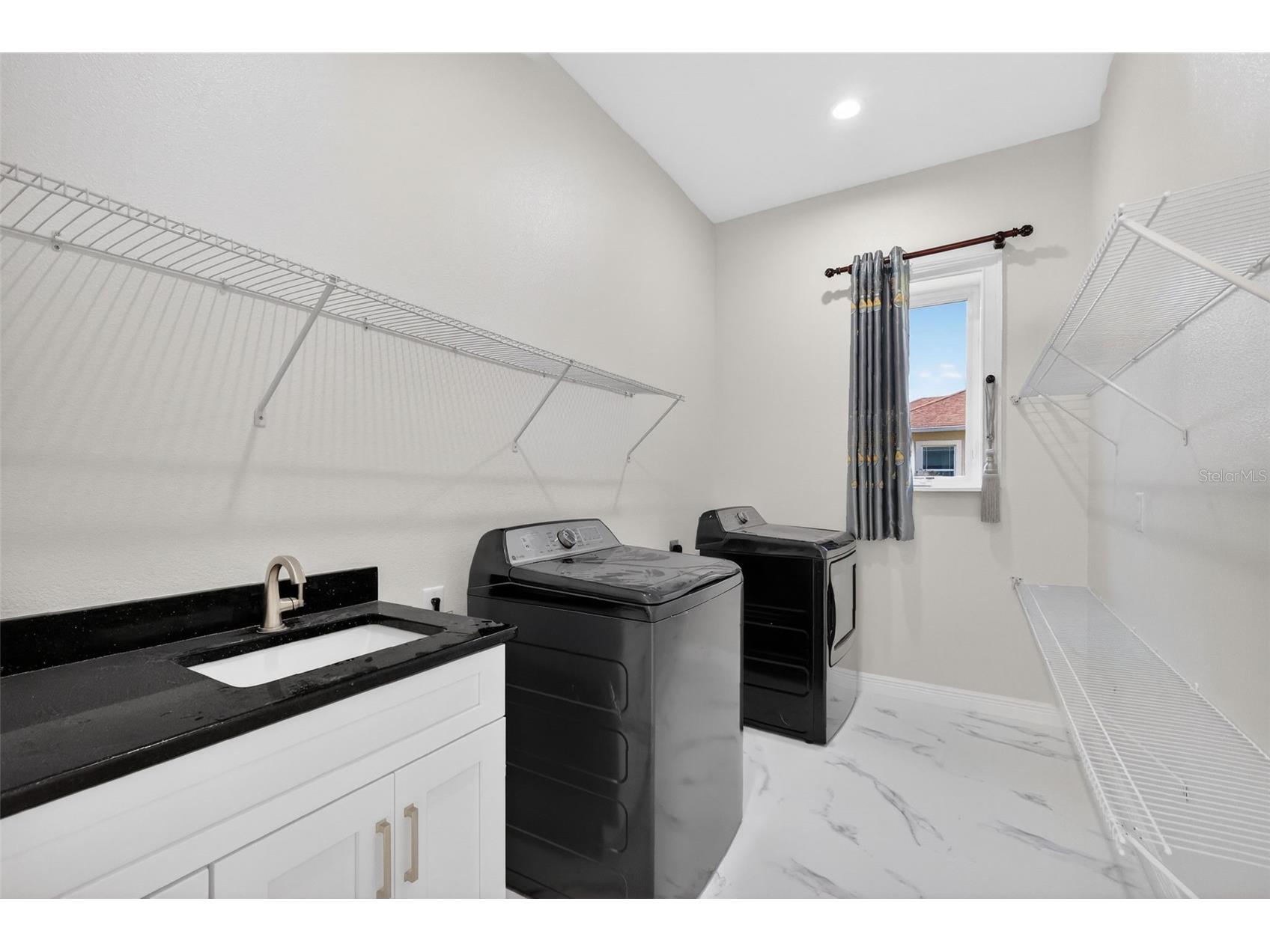 588 Dowling Circle Lady Lake FL 32159 TB8455649 image44