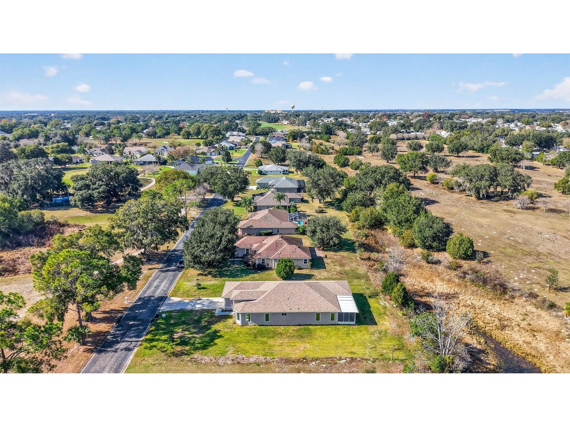 588 Dowling Circle Lady Lake FL 32159 TB8455649 image5