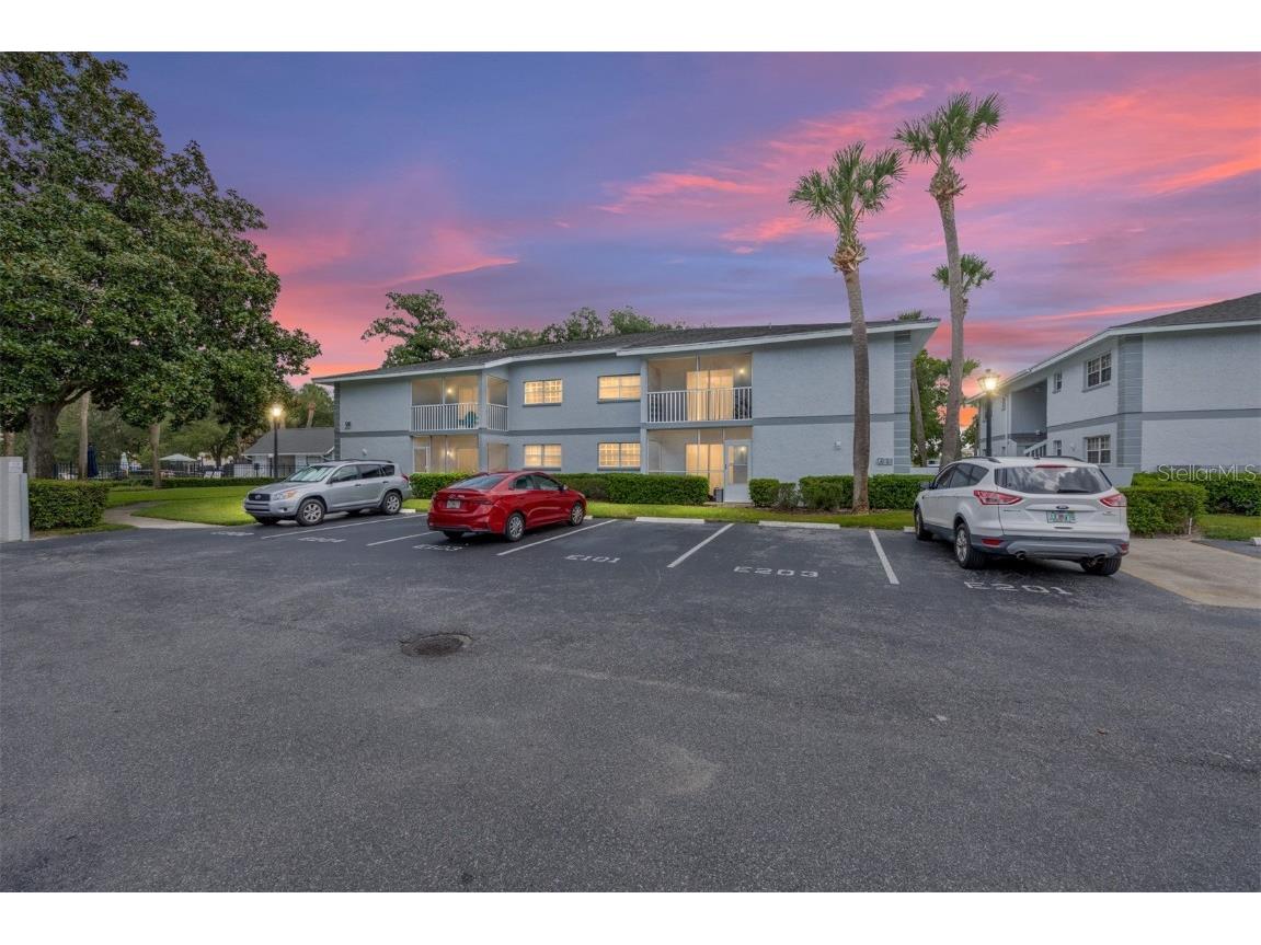 588 Fairways Lane #E101 Ocala FL 34472 OM709590 image1