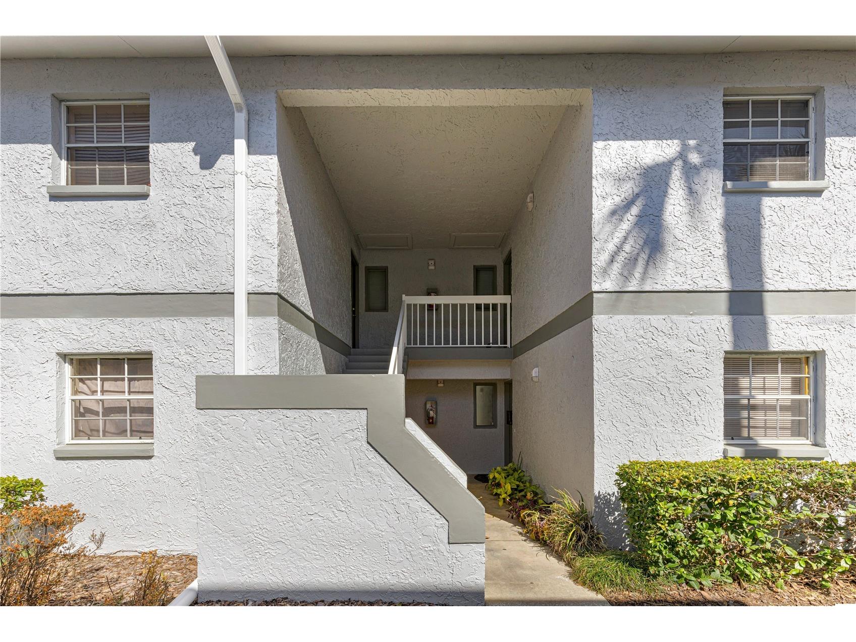 588 Fairways Lane #E201 Ocala FL 34472 OM718617 image2