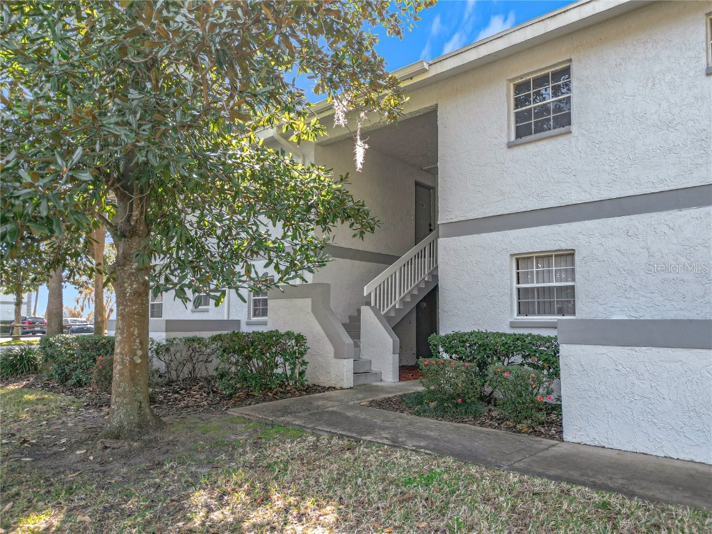 588 Fairways Lane #E204 Ocala FL 34472 OM700886 image1