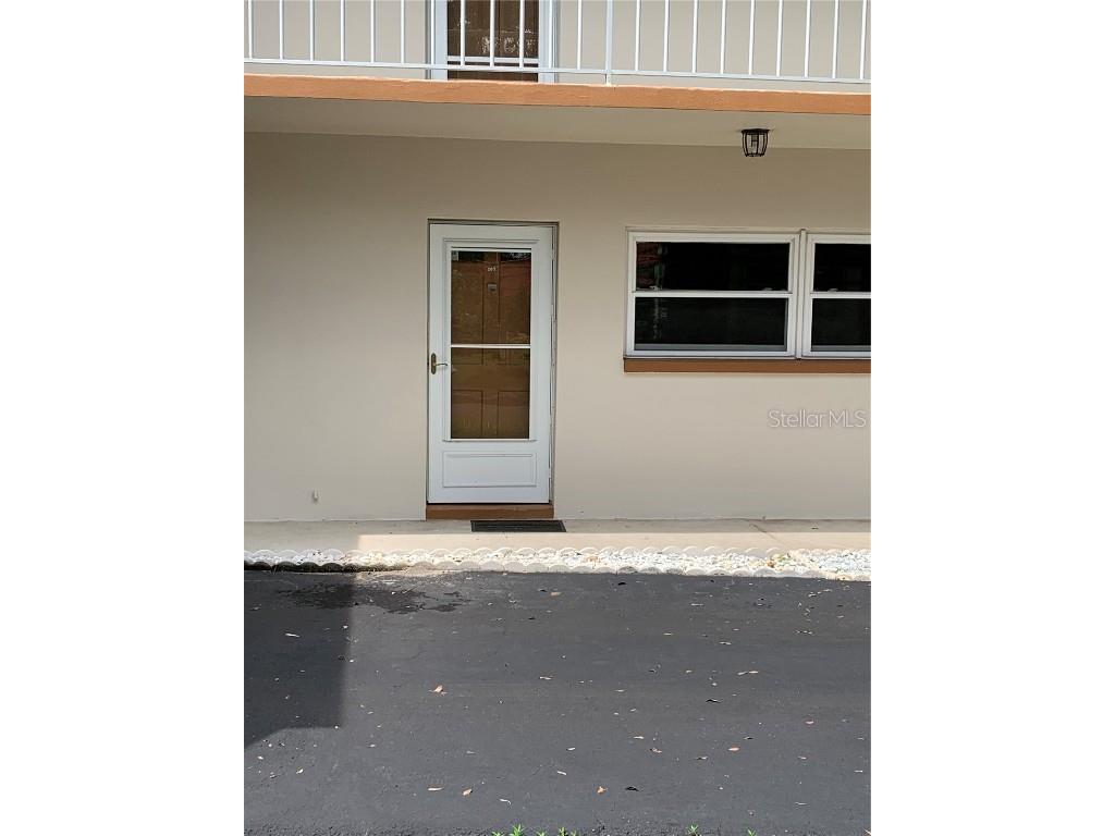 5880 38th Avenue N #107 Saint Petersburg FL 33710 TB8304329 image1