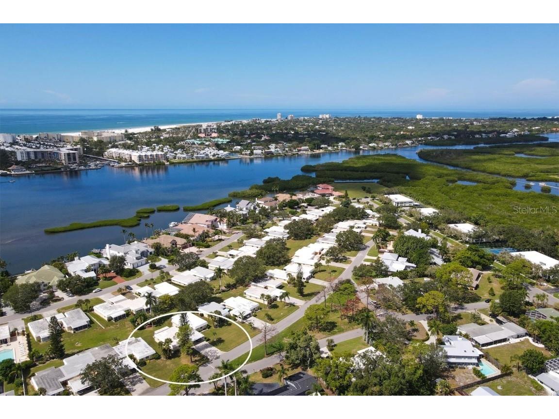5880 Driftwood Place #46 Sarasota FL 34231 - INTRACOASTAL WATERWAY A4585246 image1