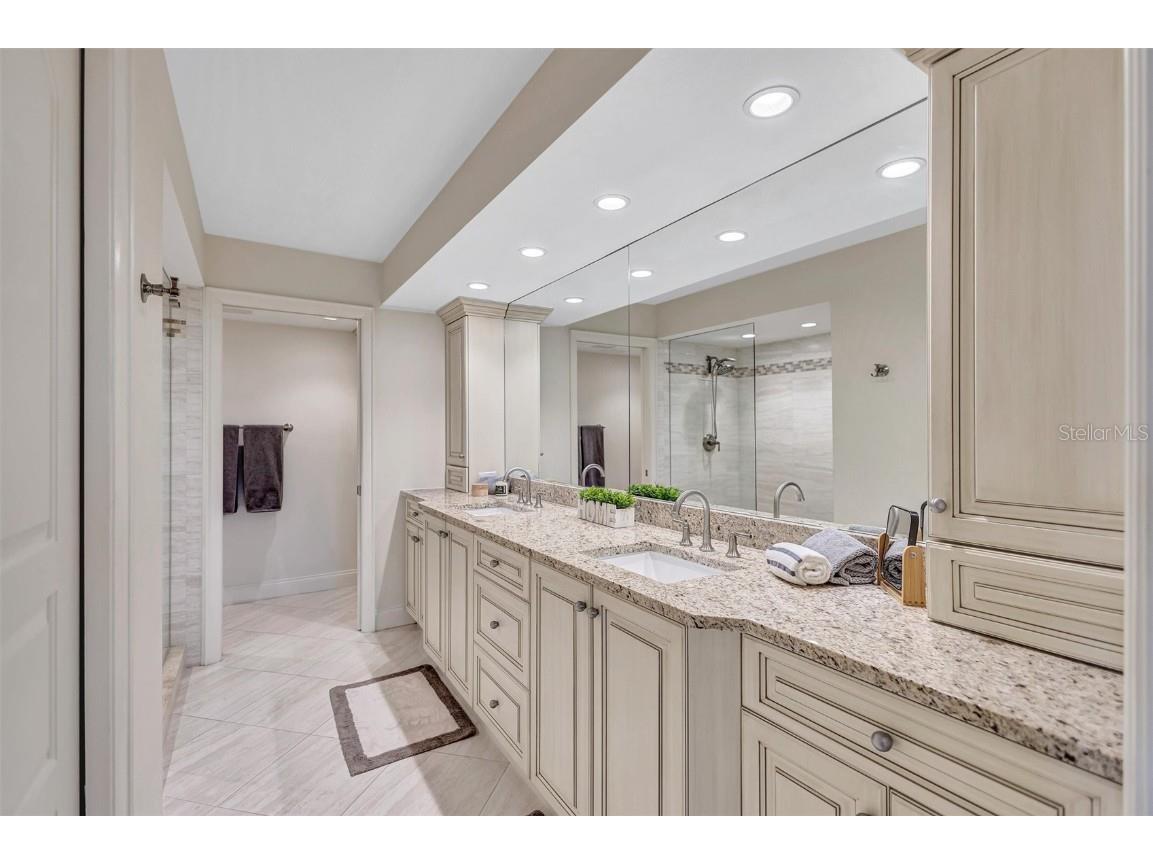 5880 Midnight Pass Road #206 Sarasota FL 34242 - SIESTA KEY CRESCENT BEACH/GULF A4668223 image46