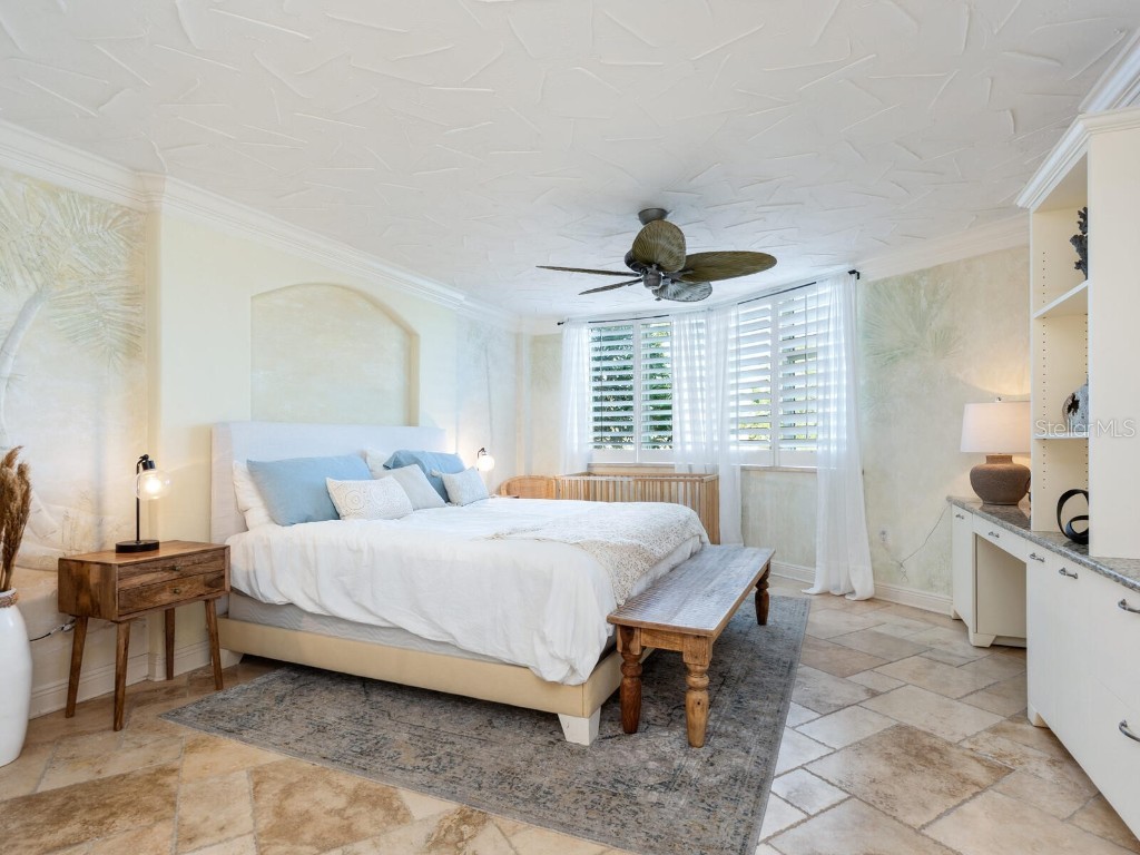 5880 Midnight Pass Road #207 Sarasota FL 34242 - BEACH FRONT CONDO ON GULF A4653410 image12