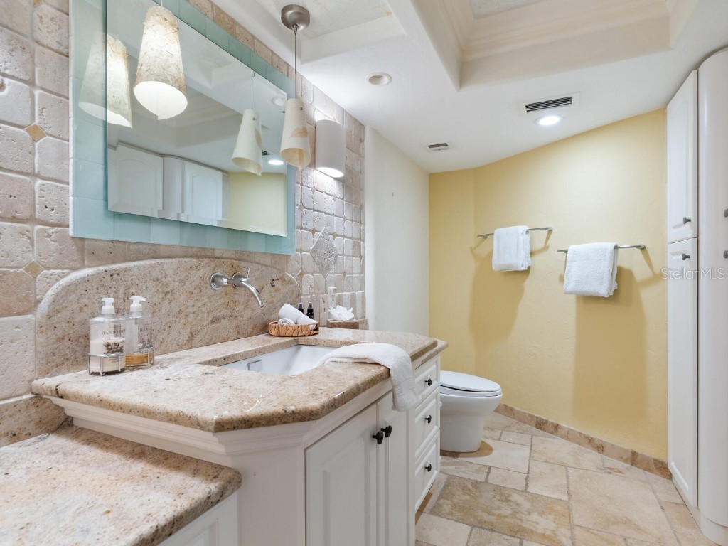 5880 Midnight Pass Road #207 Sarasota FL 34242 - BEACH FRONT CONDO ON GULF A4653410 image18