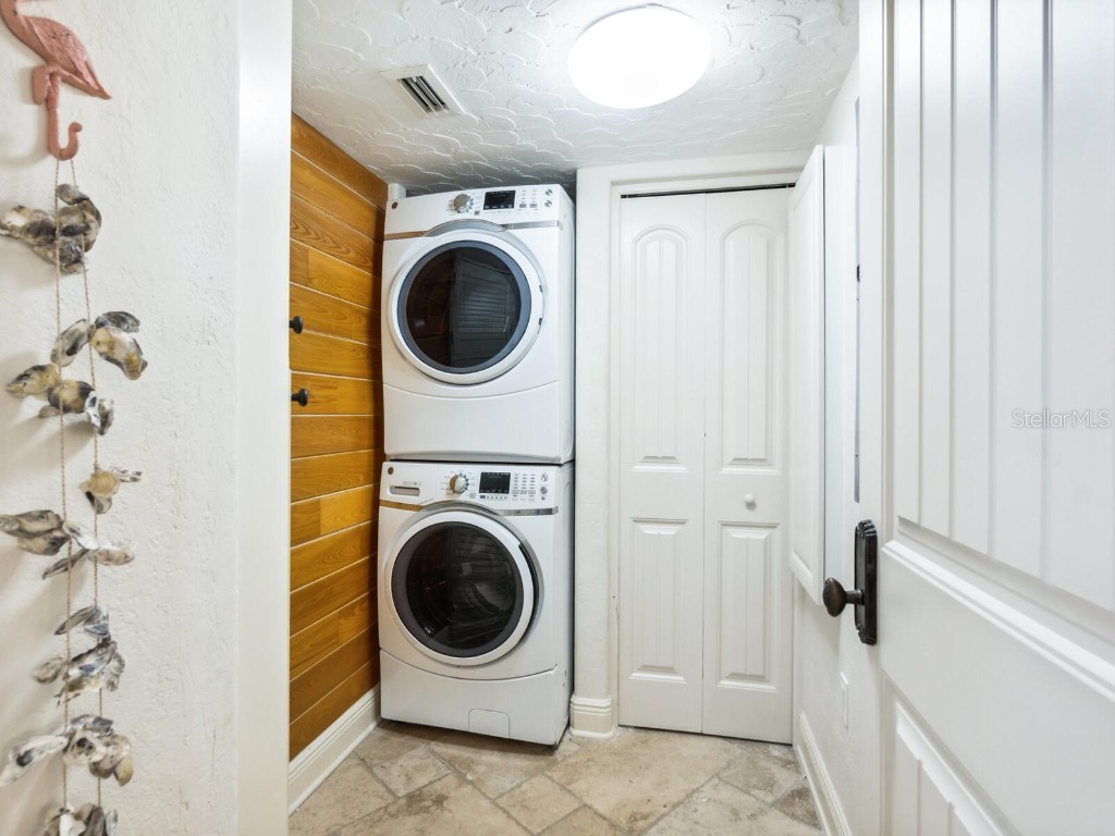 5880 Midnight Pass Road #207 Sarasota FL 34242 - BEACH FRONT CONDO ON GULF A4653410 image20