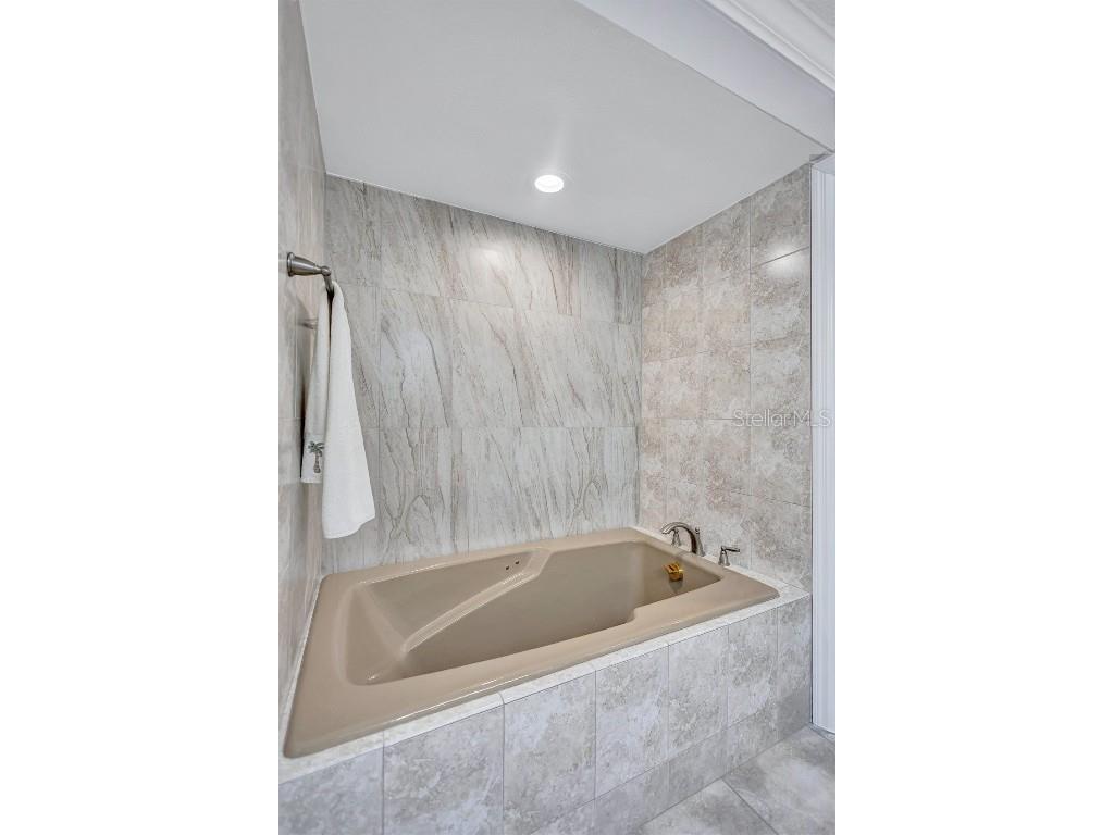 5880 Midnight Pass Road #306 Sarasota FL 34242 - CRESCENT BEACH/SIESTA KEY A4665591 image37