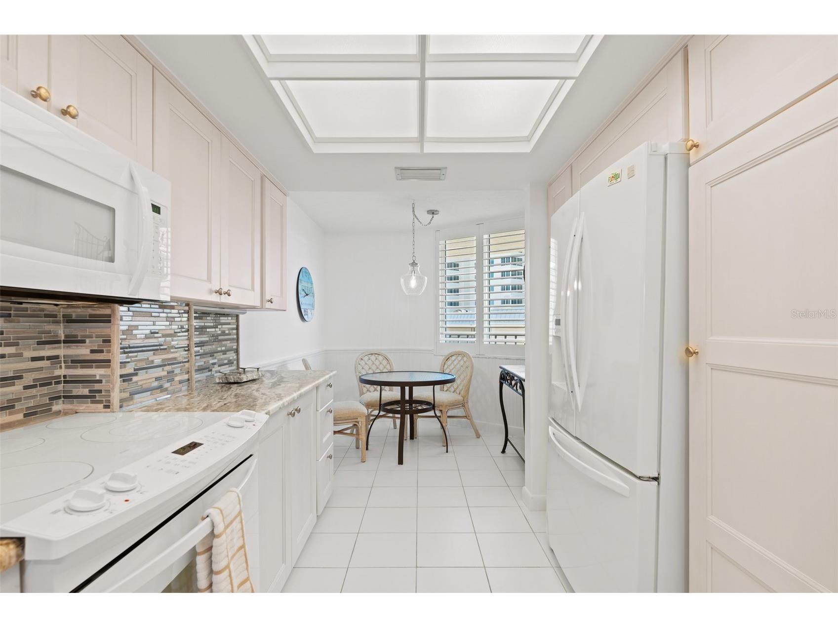 5880 Midnight Pass Road #605 Sarasota FL 34242 A4683118 image11