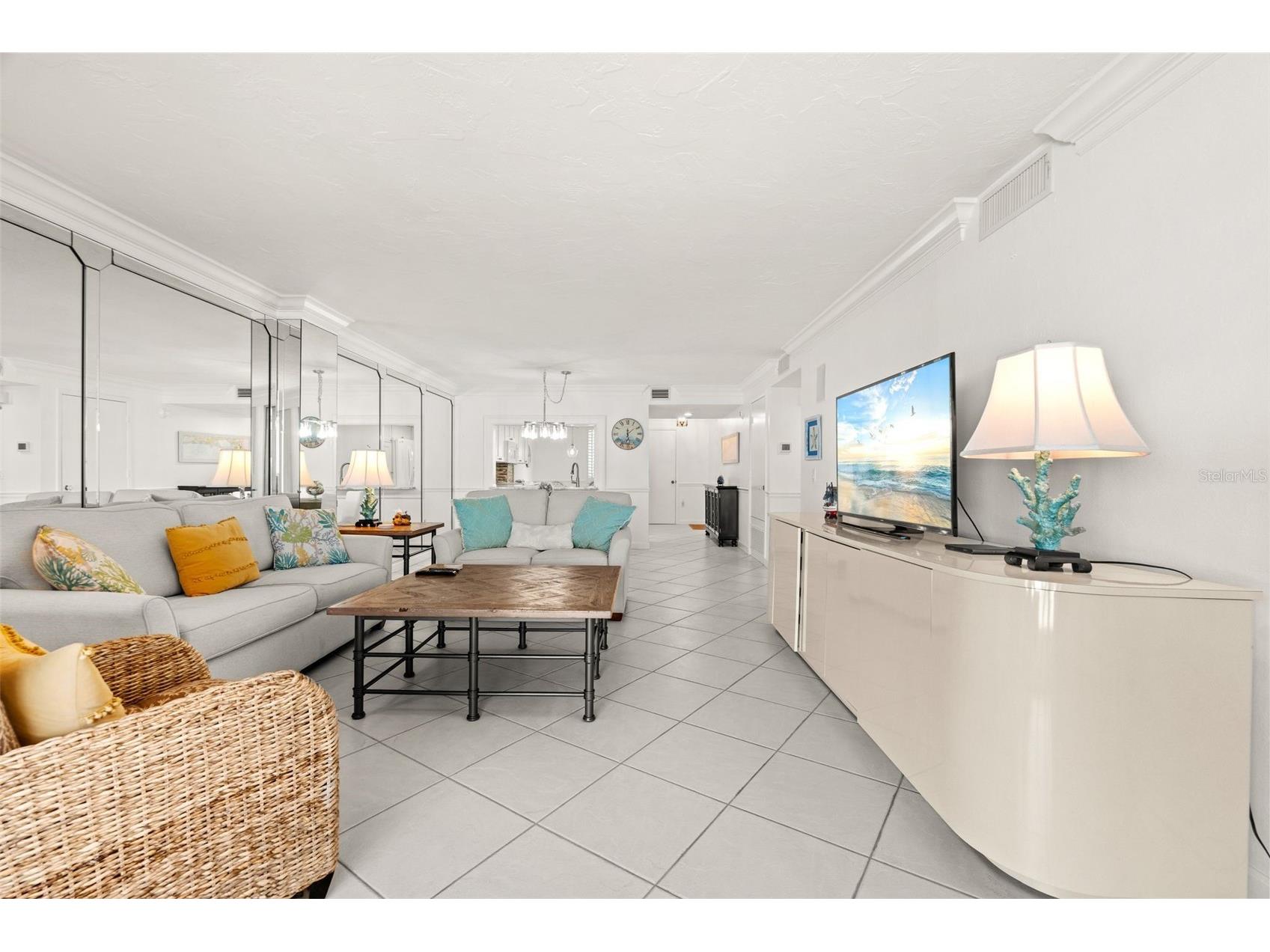 5880 Midnight Pass Road #605 Sarasota FL 34242 A4683118 image25