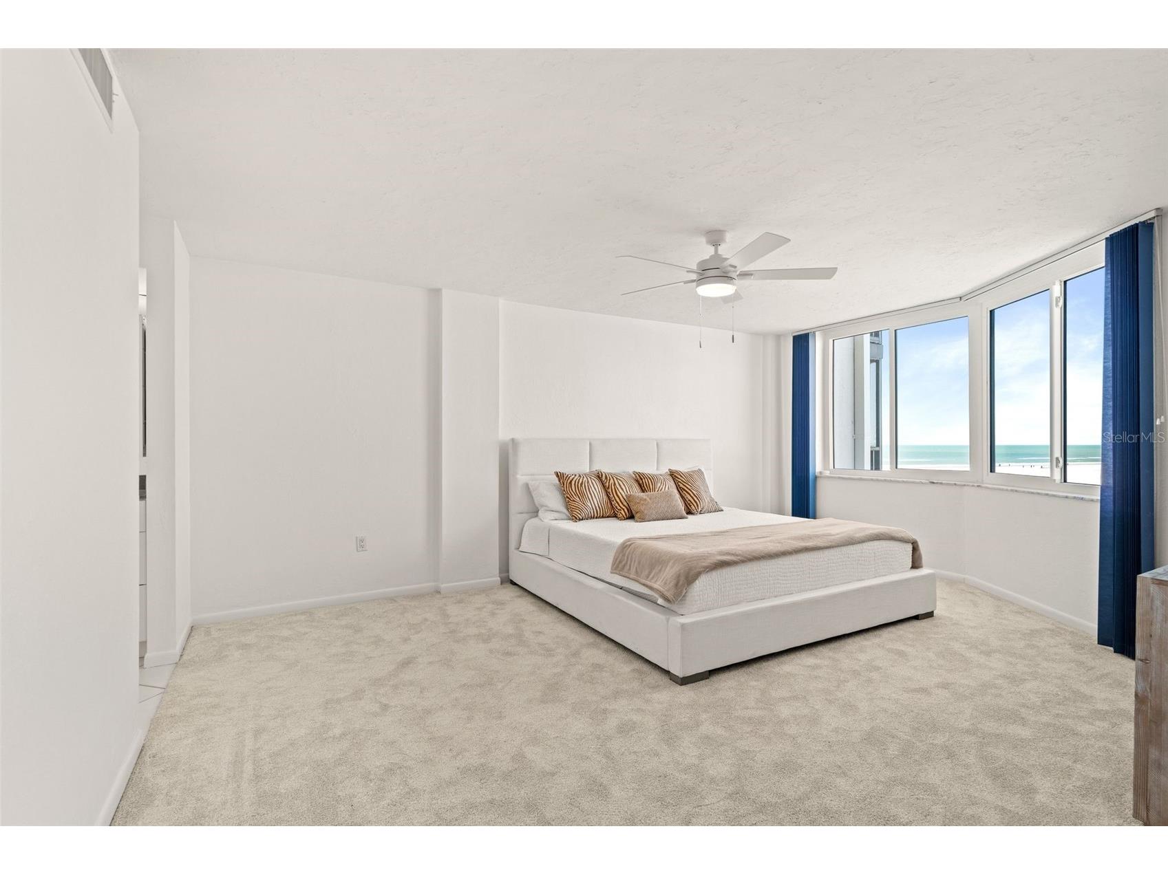 5880 Midnight Pass Road #605 Sarasota FL 34242 A4683118 image30