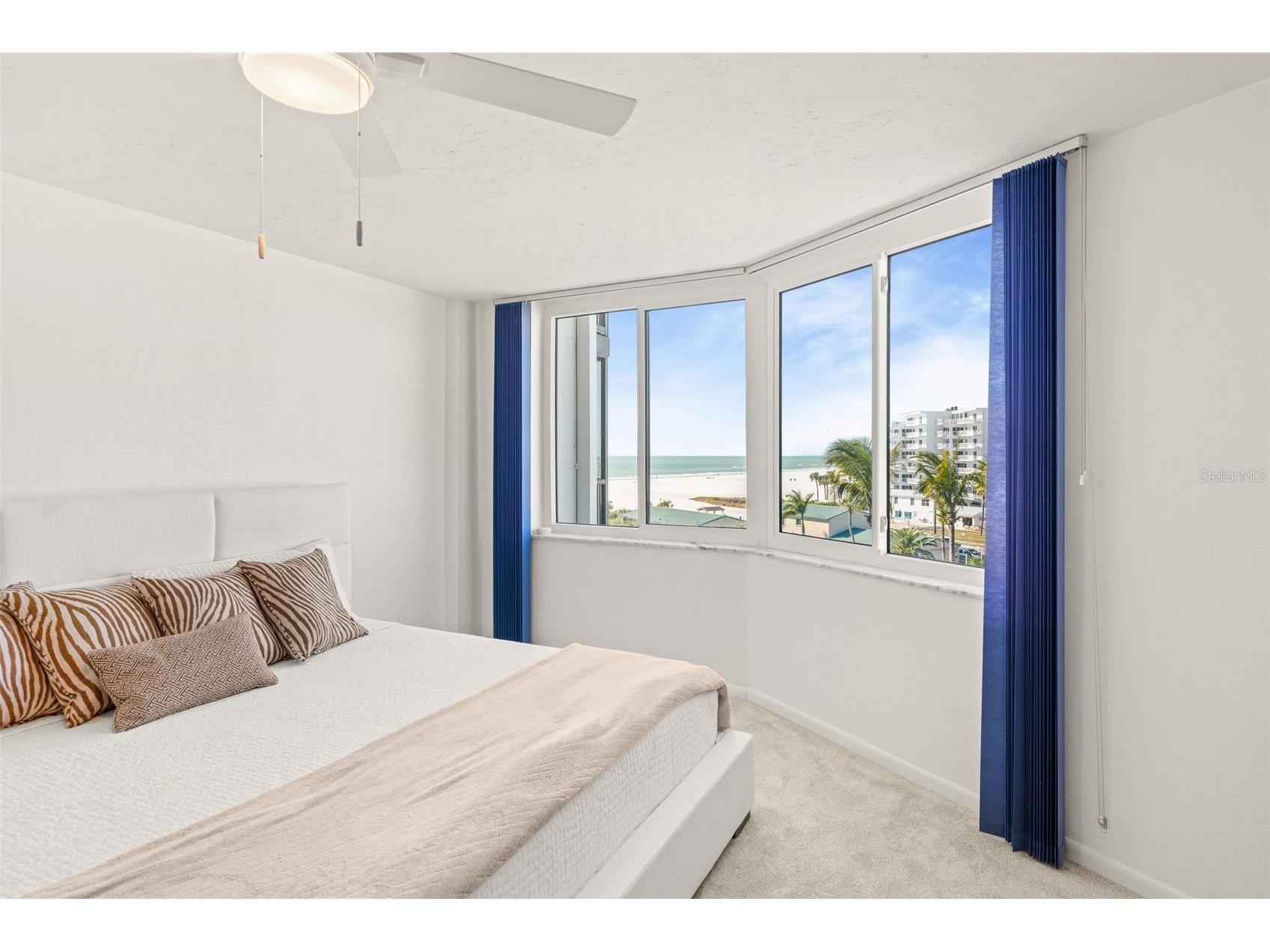5880 Midnight Pass Road #605 Sarasota FL 34242 A4683118 image32