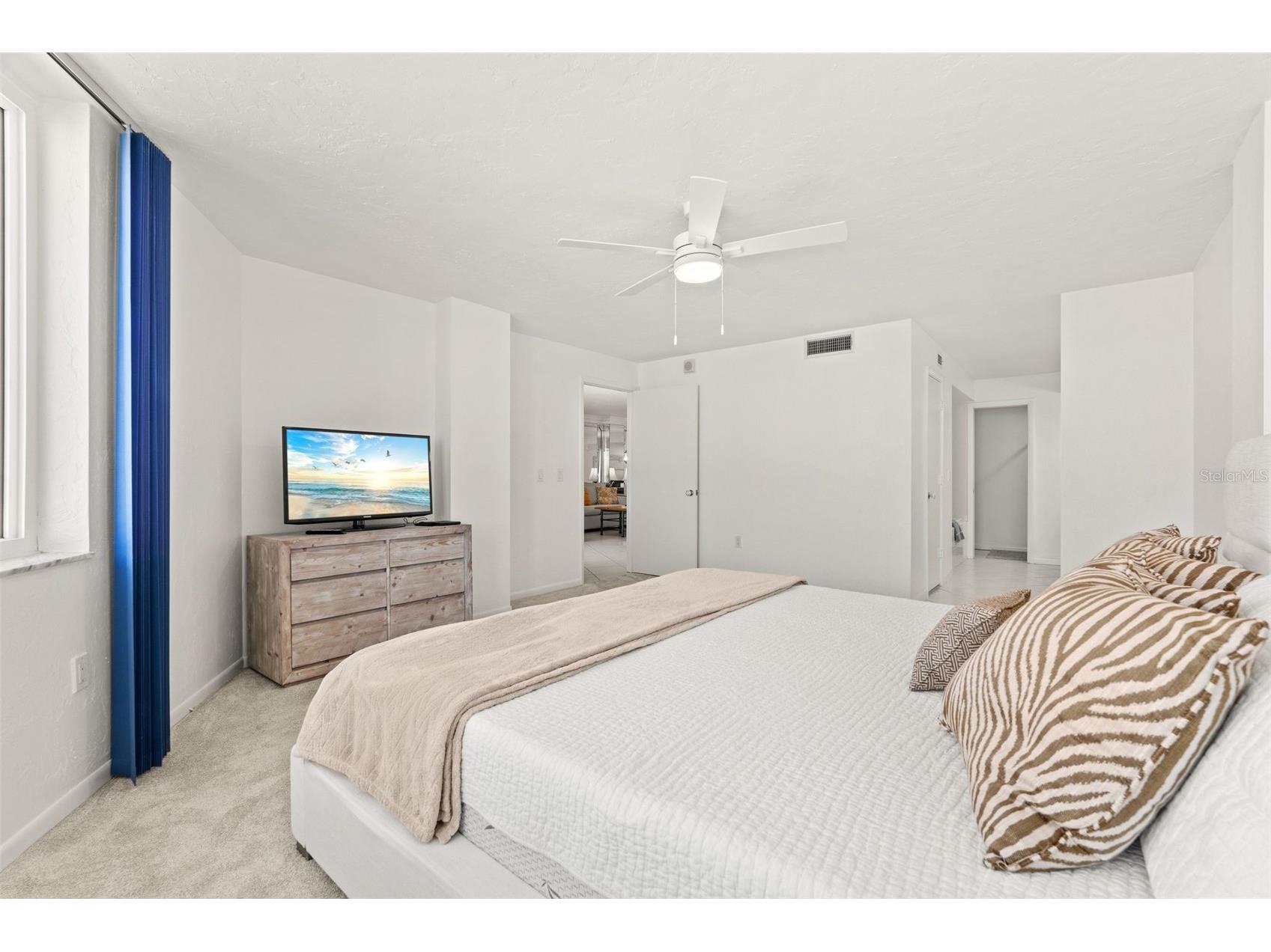 5880 Midnight Pass Road #605 Sarasota FL 34242 A4683118 image33