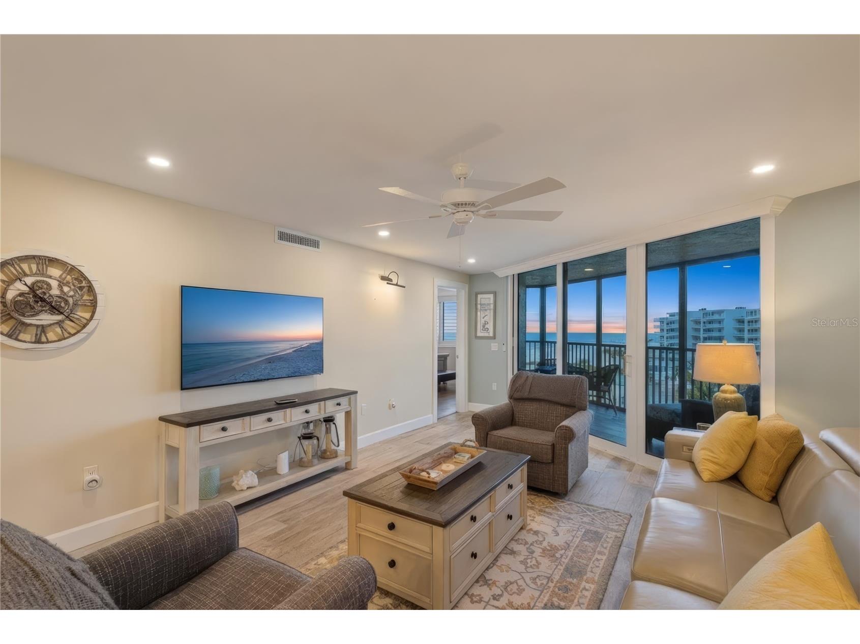 5880 Midnight Pass Road #704 Sarasota FL 34242 - GULF OF MEXICO A4685065 image11