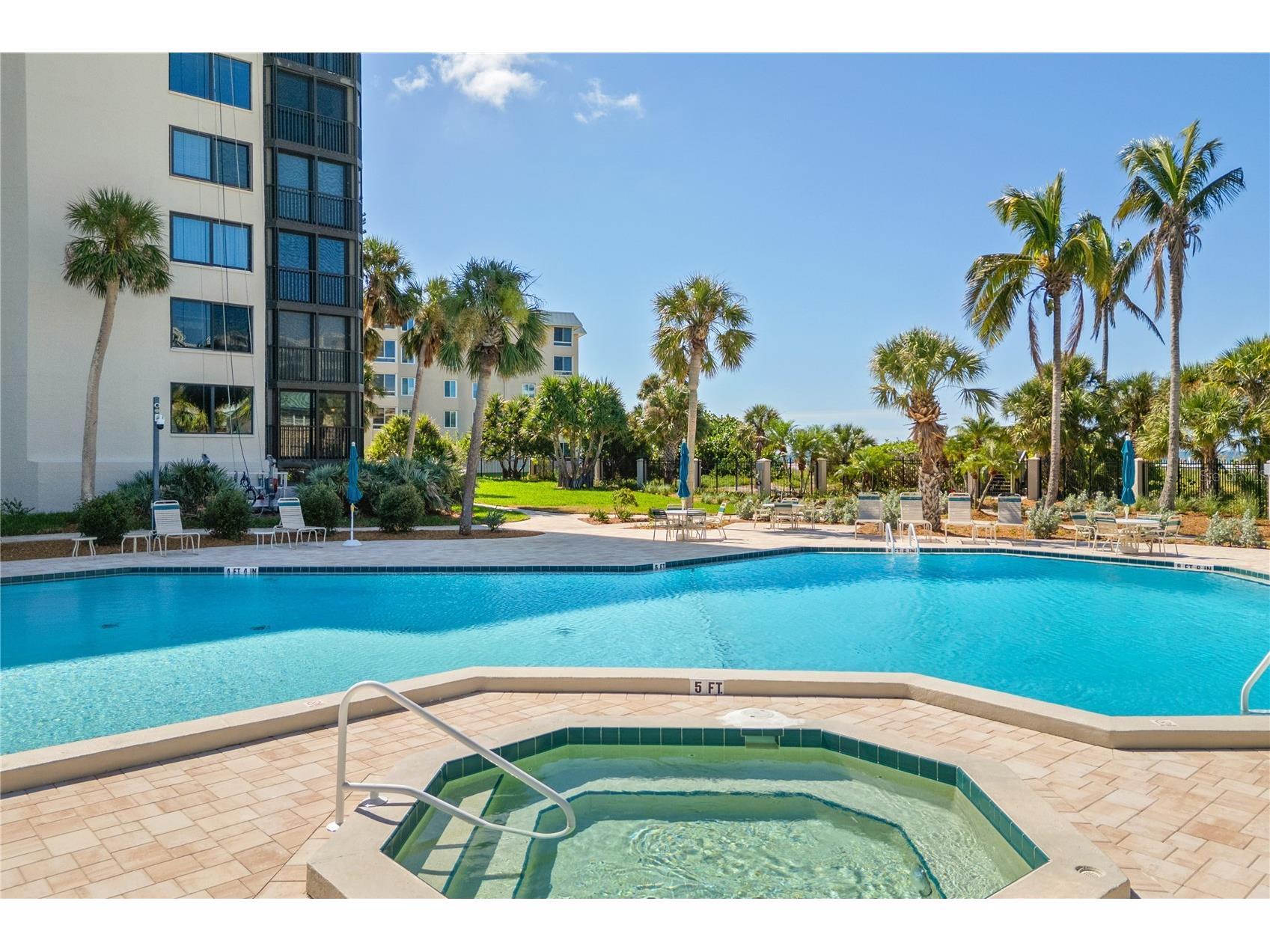 5880 Midnight Pass Road #704 Sarasota FL 34242 - GULF OF MEXICO A4685065 image33