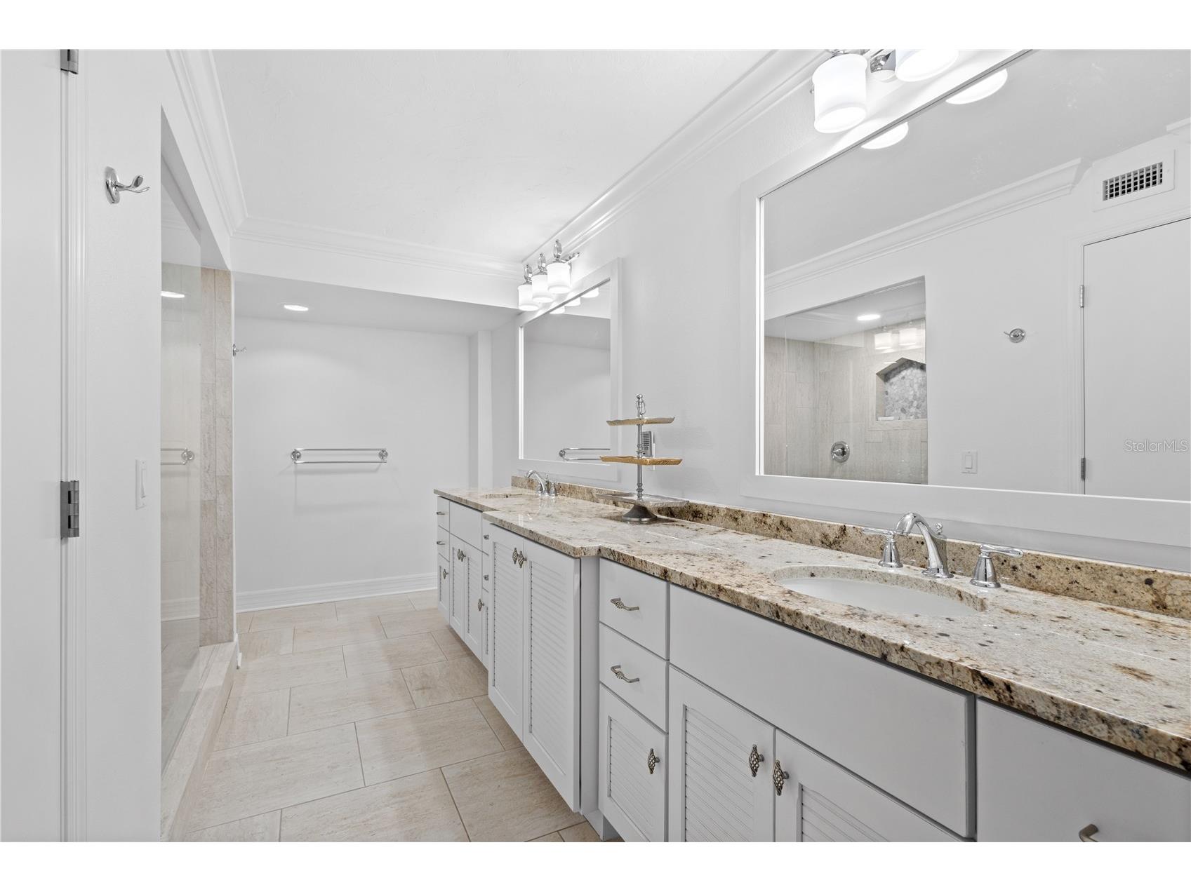 5880 Midnight Pass Road #804 Sarasota FL 34242 - GULF OF MEXICO A4680425 image19