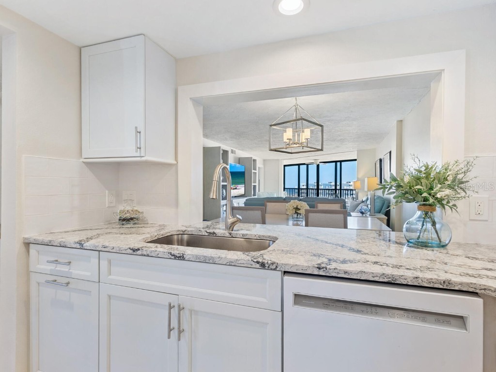 5880 Midnight Pass Road #906 Sarasota FL 34242 - GULF OF MEXICO A4670194 image16