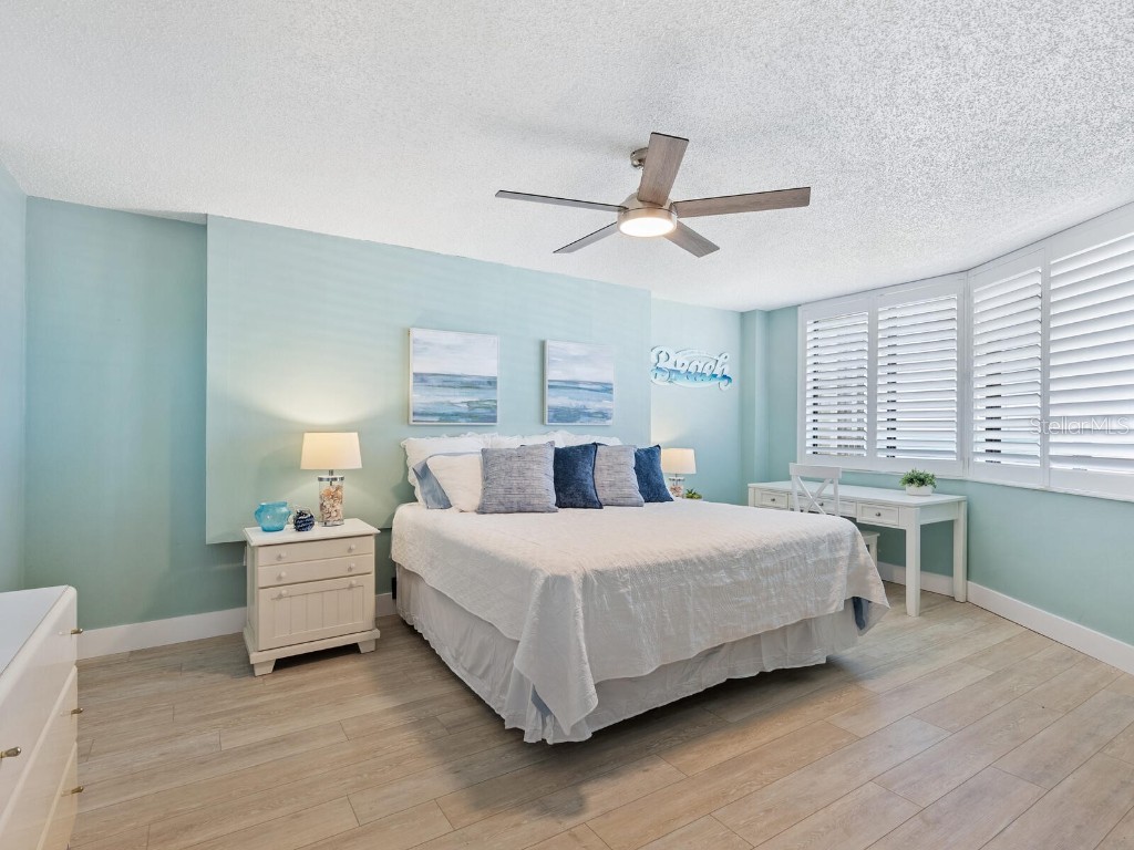 5880 Midnight Pass Road #906 Sarasota FL 34242 - GULF OF MEXICO A4670194 image20