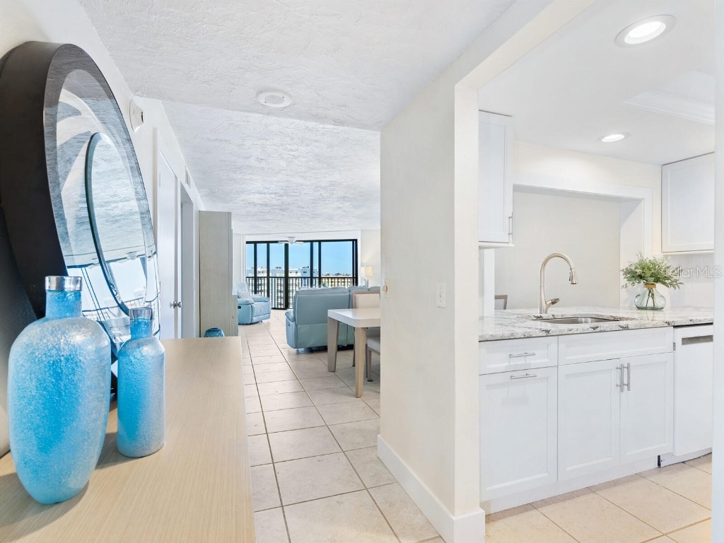 5880 Midnight Pass Road #906 Sarasota FL 34242 - GULF OF MEXICO A4670194 image6