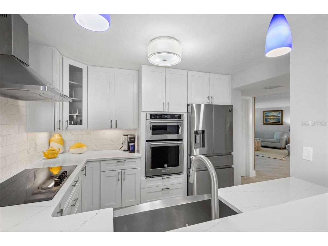 5880 Midnight Pass Road #907 Sarasota FL 34242 - GULF OF MEXICO A4667495 image6