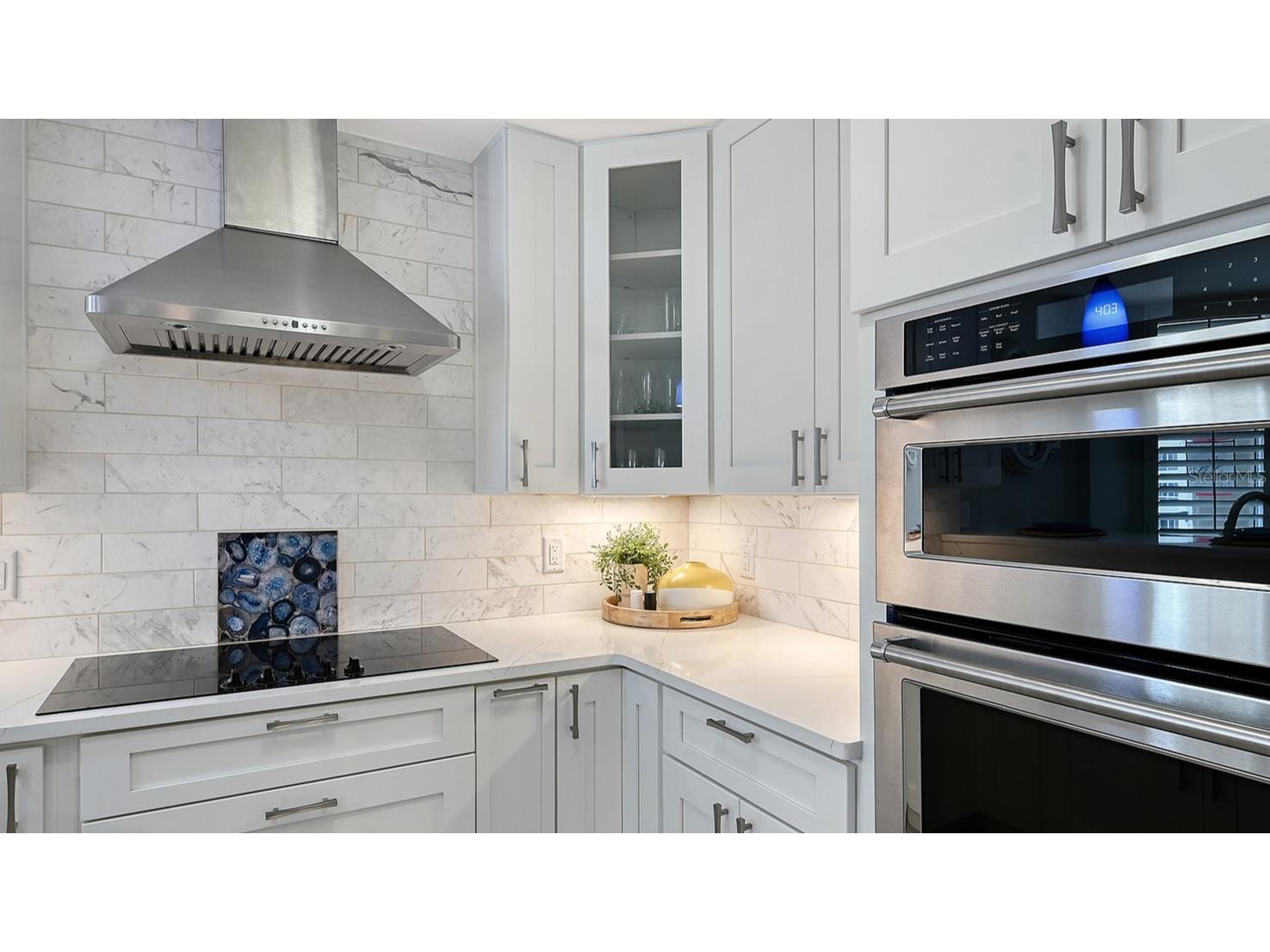 5880 Midnight Pass Road #907 Sarasota FL 34242 A4694262 image28