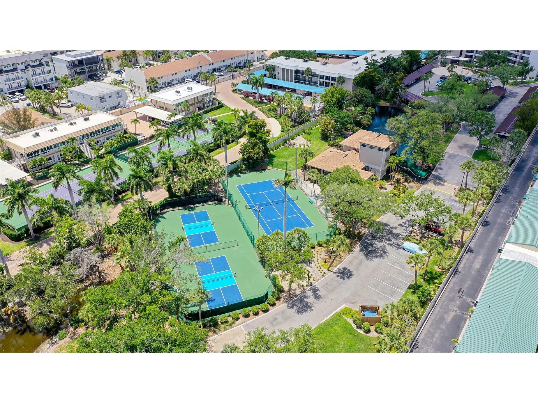 5880 Midnight Pass Road #907 Sarasota FL 34242 A4694262 image53