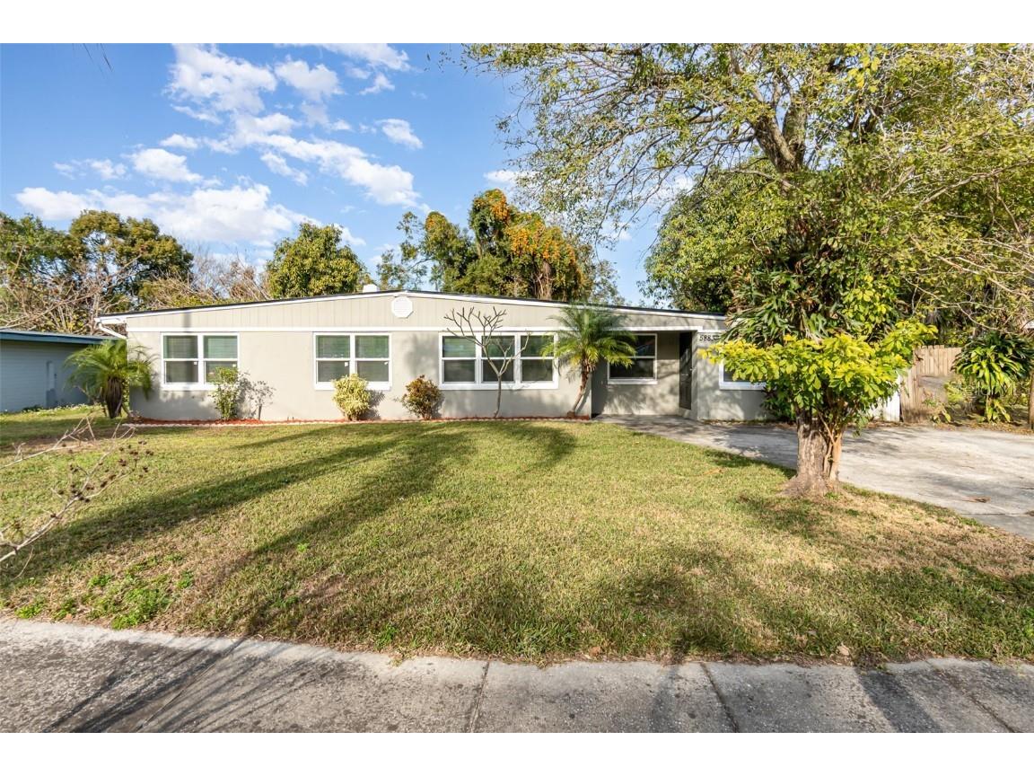 5883 Dogwood Drive Orlando FL 32807 - LAKE AZALEA TB8344051 image1