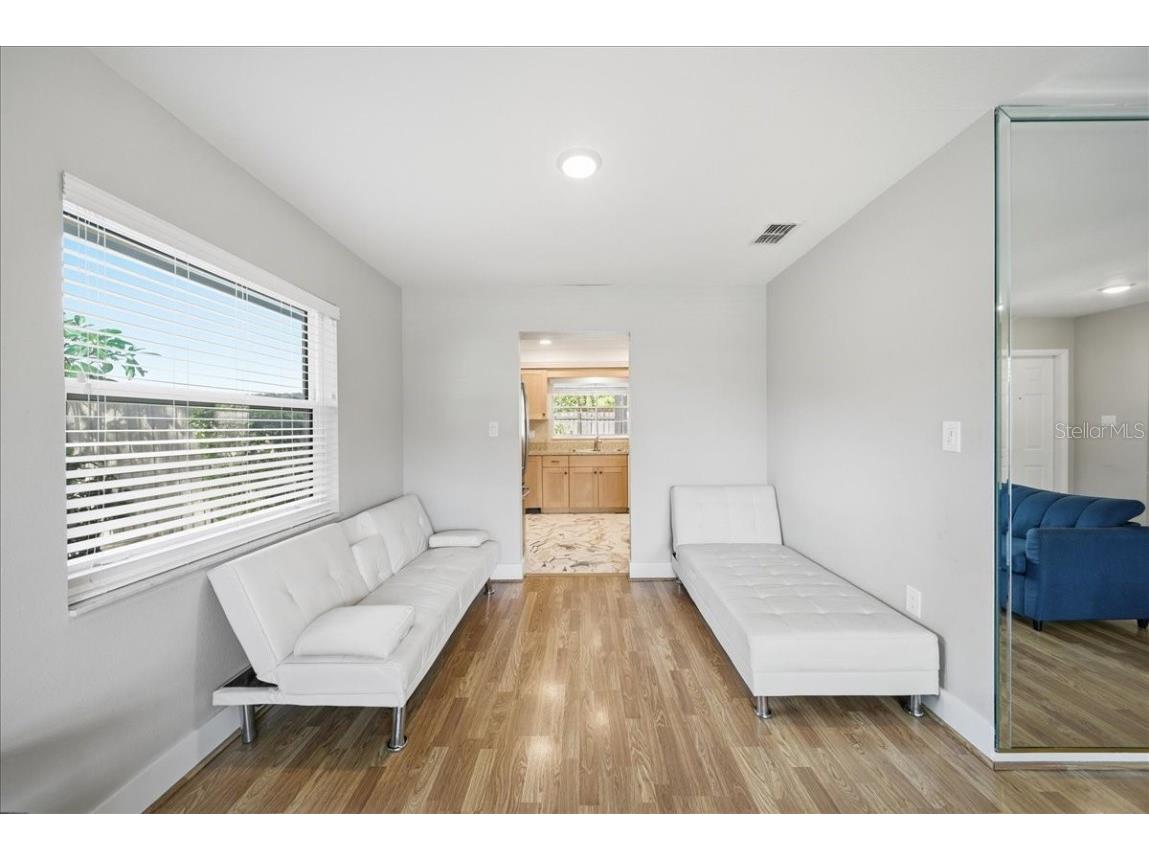 5883 Whistlewood Circle Sarasota FL 34232 A4671389 image11