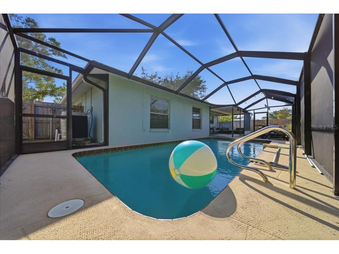 5883 Whistlewood Circle Sarasota FL 34232 A4671389 image38