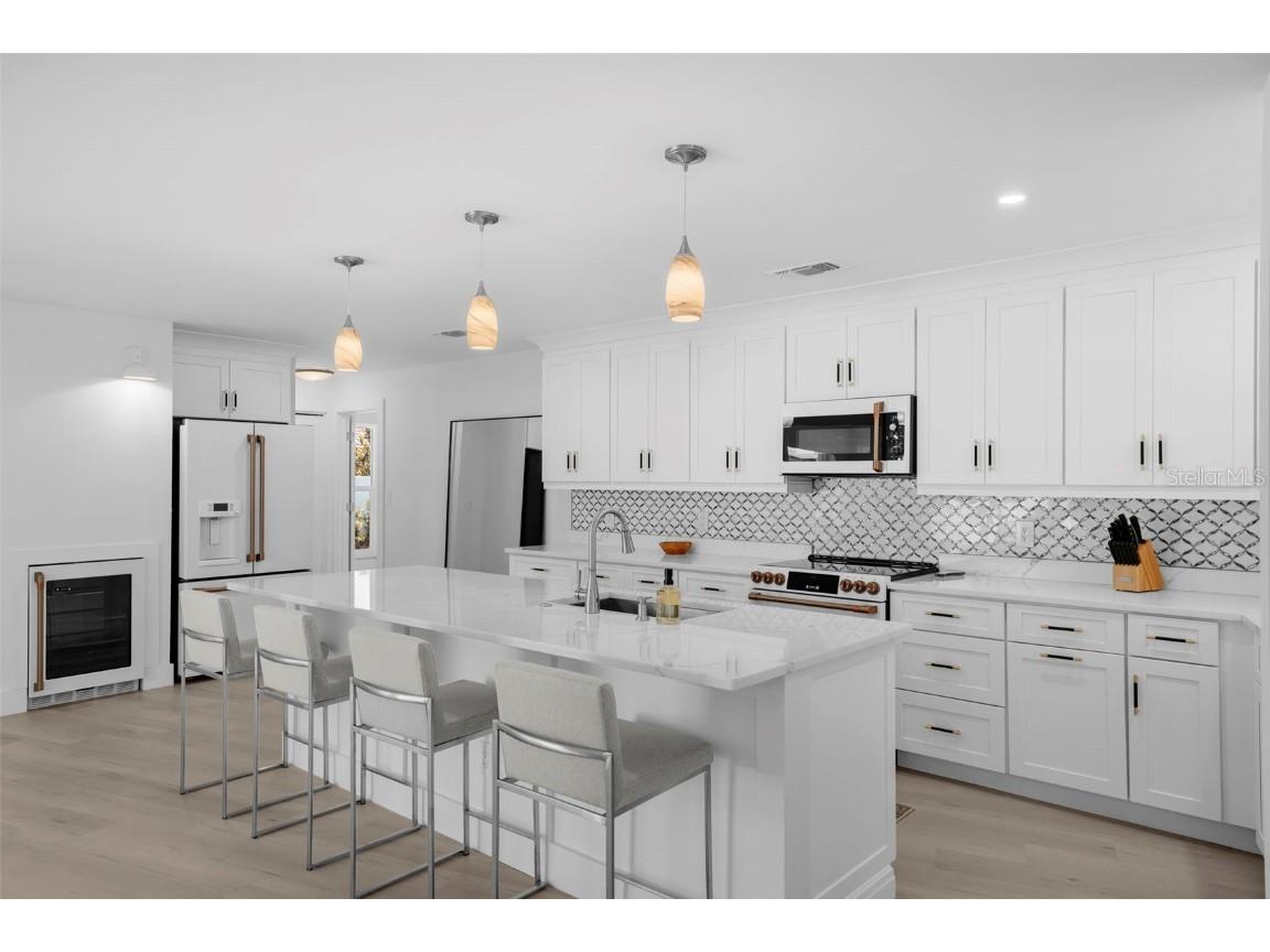 5884 51st Street S Saint Petersburg FL 33715 TB8451513 image12