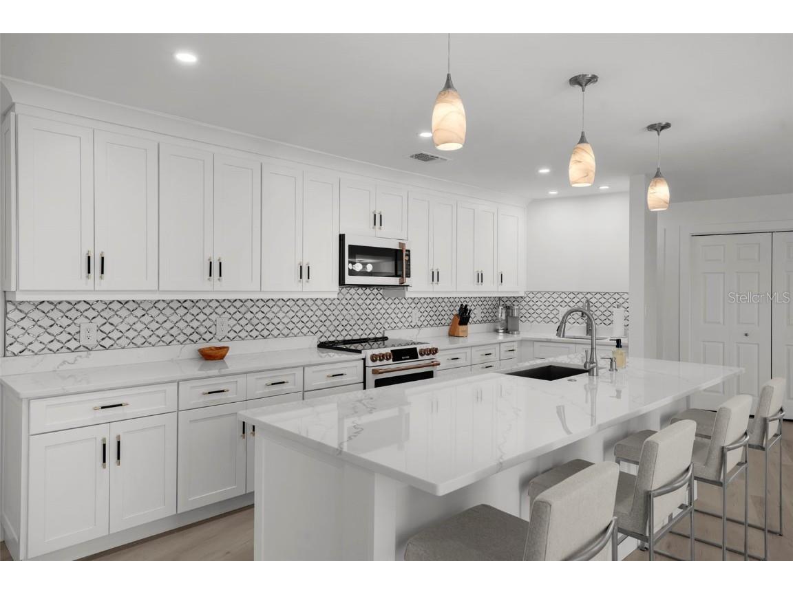 5884 51st Street S Saint Petersburg FL 33715 TB8451513 image14