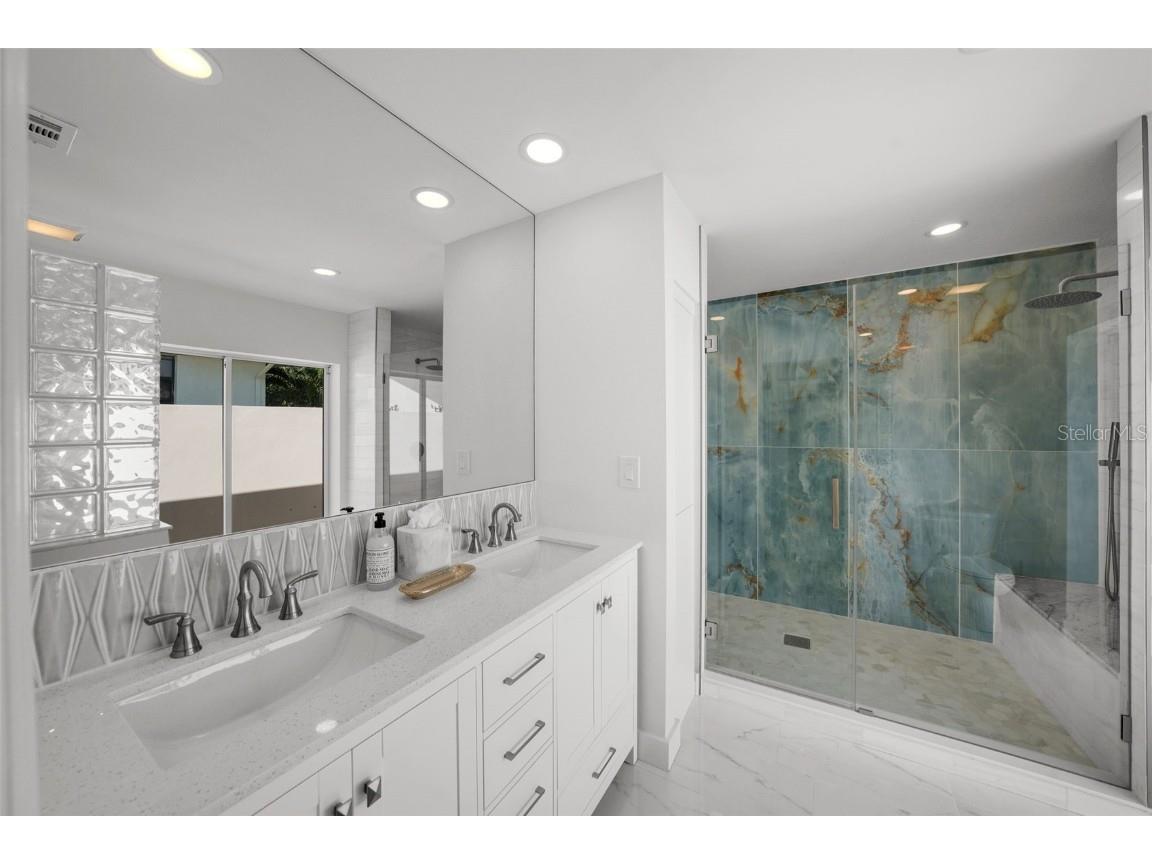 5884 51st Street S Saint Petersburg FL 33715 TB8451513 image33