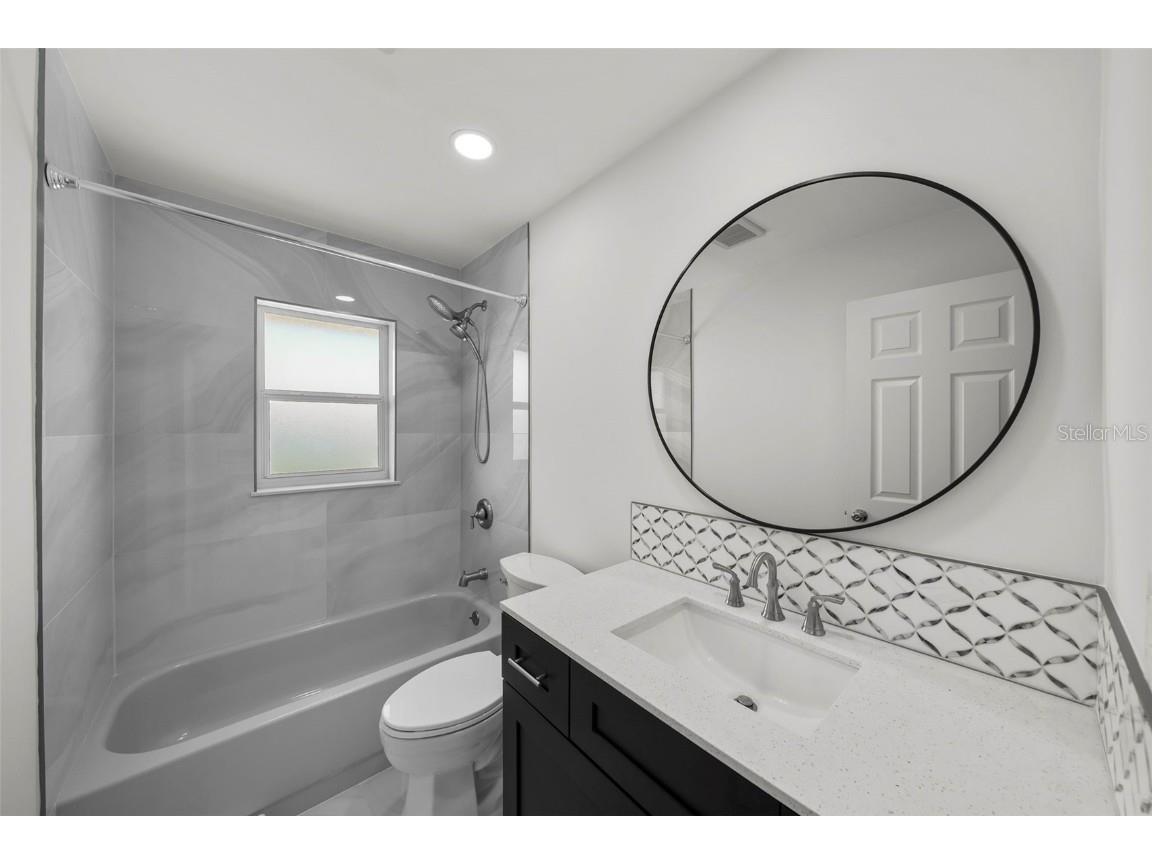 5884 51st Street S Saint Petersburg FL 33715 TB8451513 image43