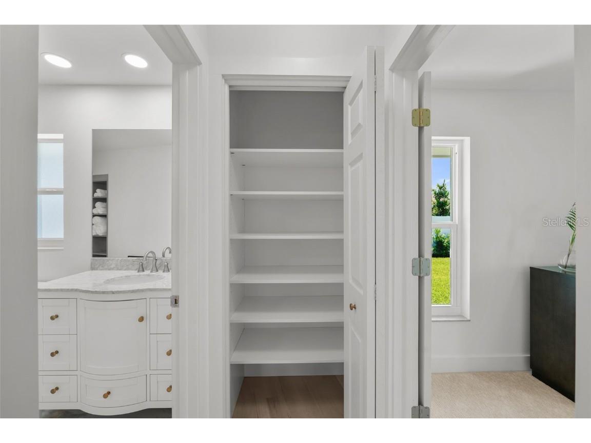 5884 51st Street S Saint Petersburg FL 33715 TB8451513 image44